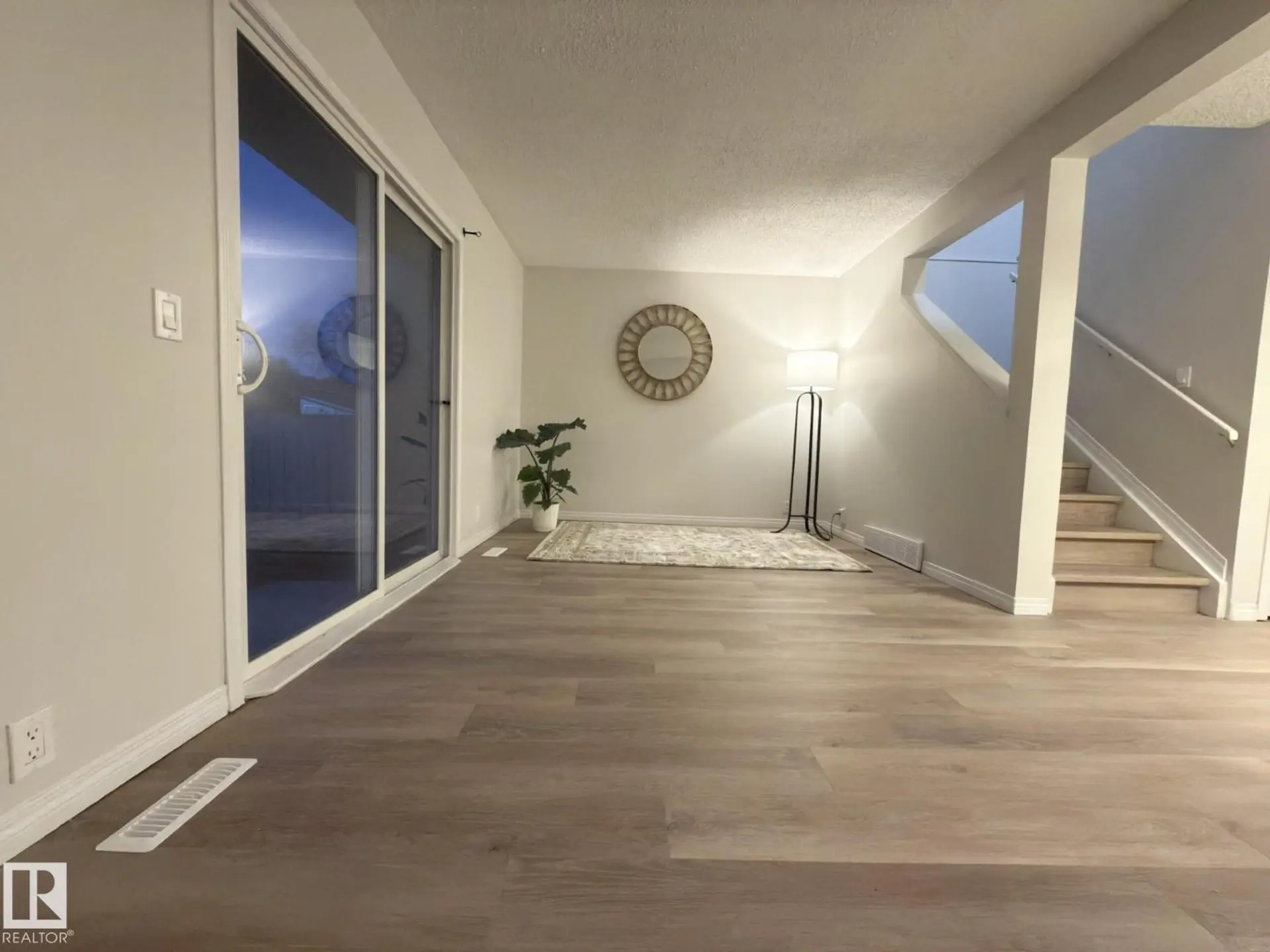 #14 18010 98 AV NW - Image 3