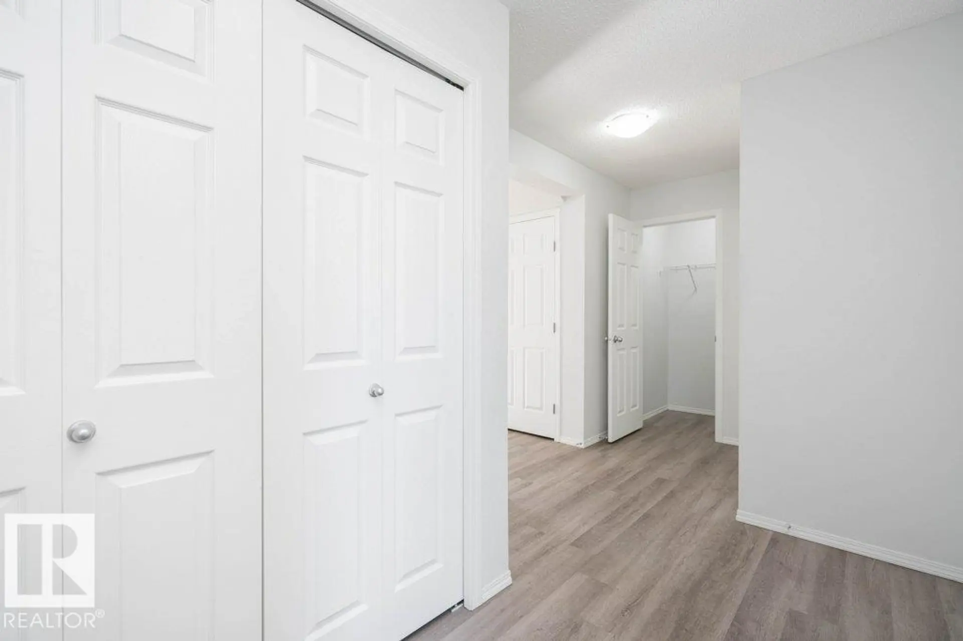 3099 CHECKNITA WY SW - Image 2
