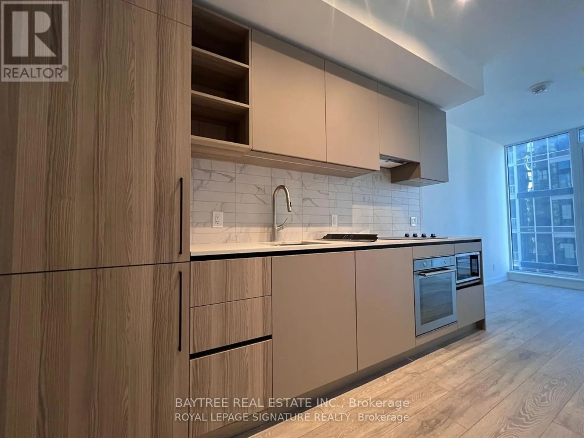 #3610 55 MERCER STREET - Image 2