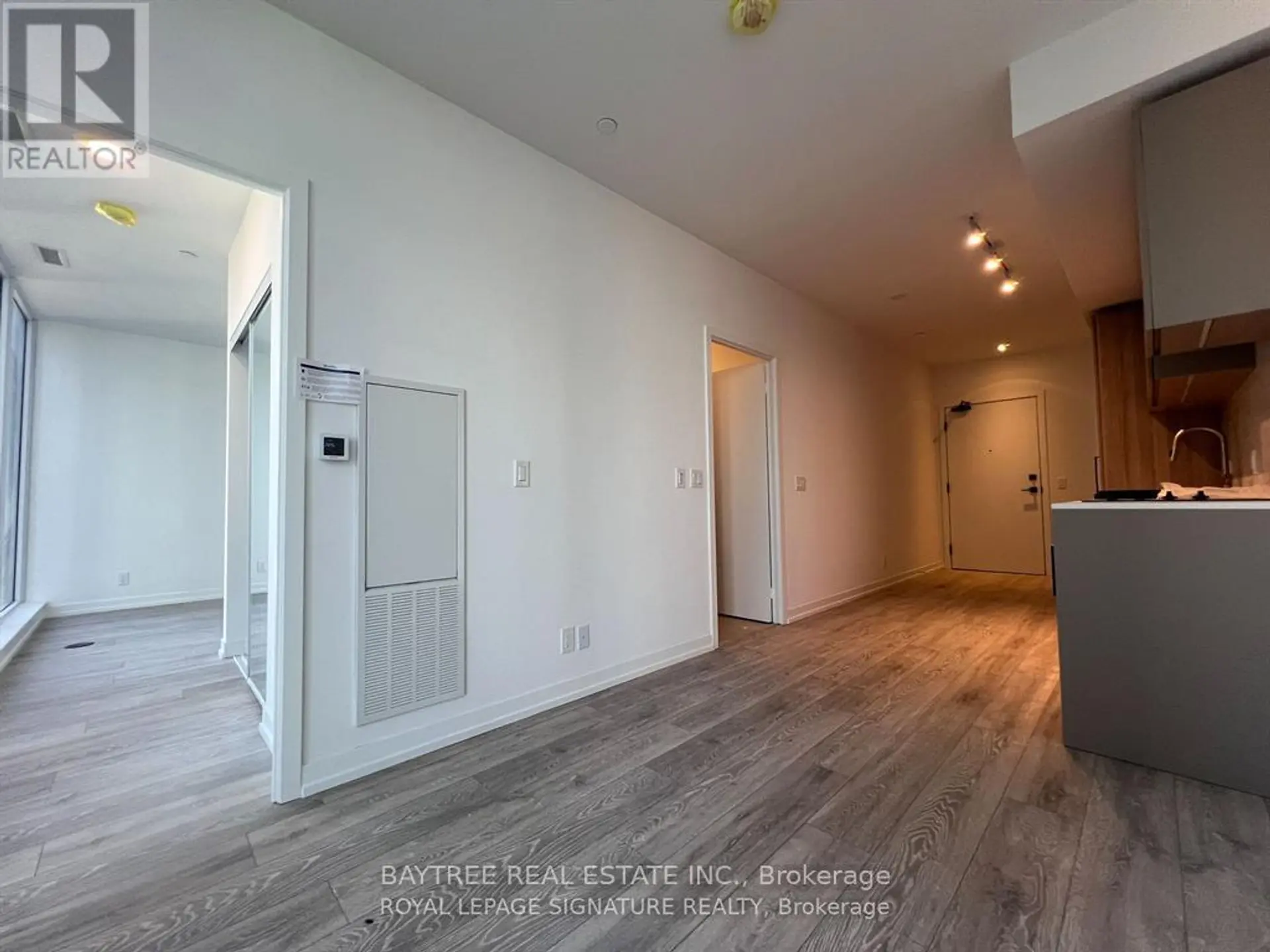 #3610 55 MERCER STREET - Image 4