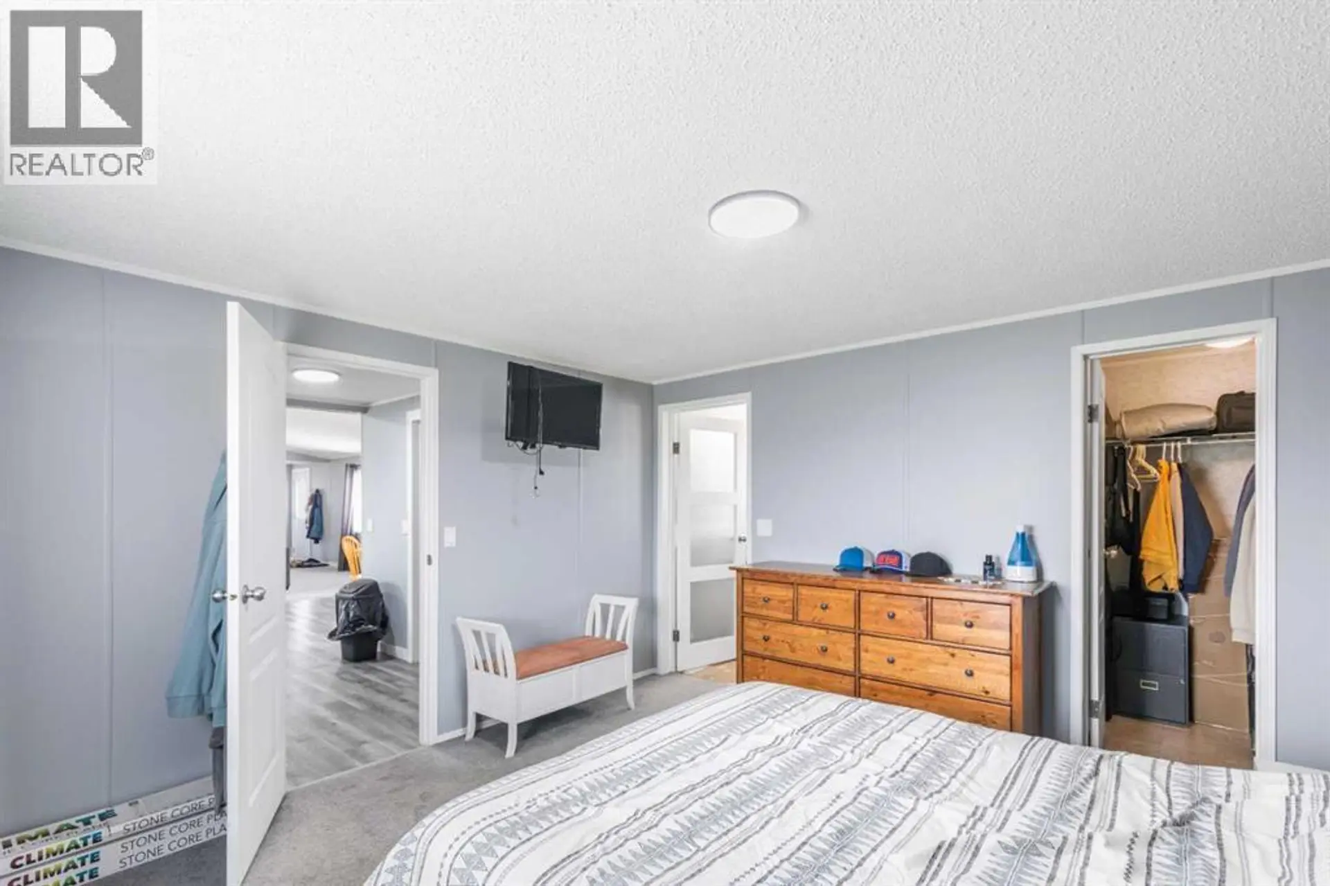 9602 112 Avenue - Image 9