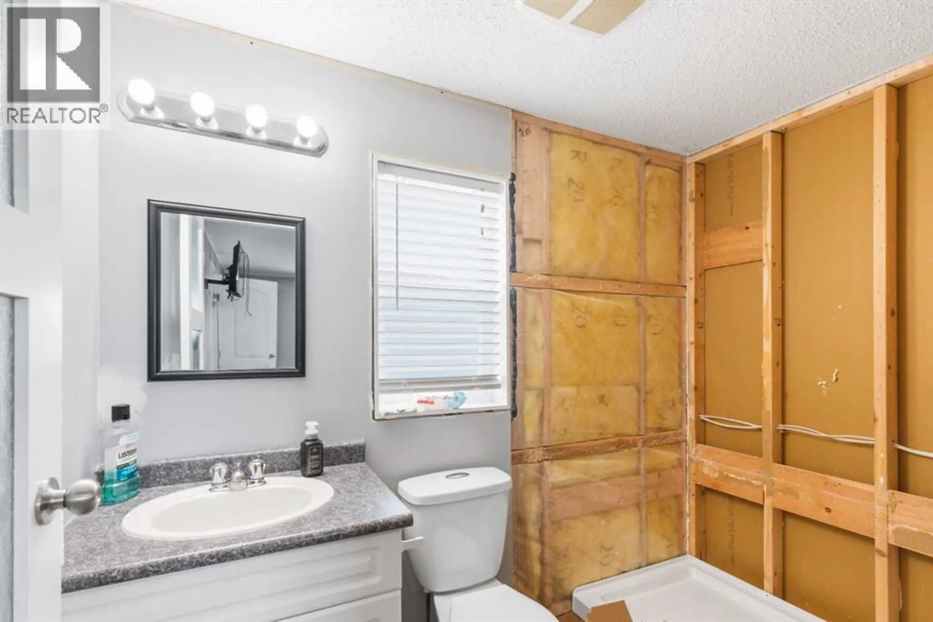 9602 112 Avenue - Image 10