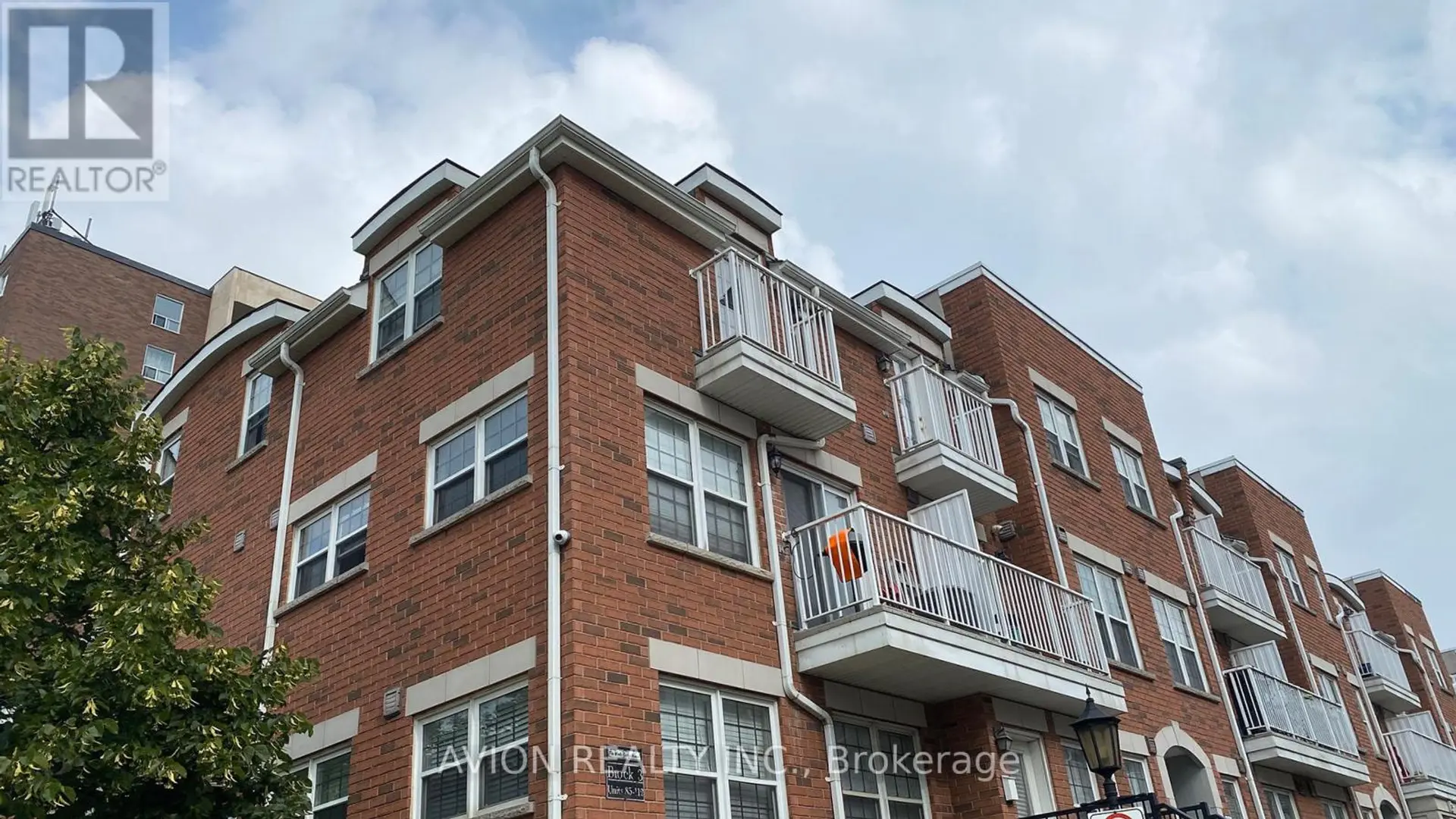 #111 37 FOUR WINDS DRIVE - Image 3