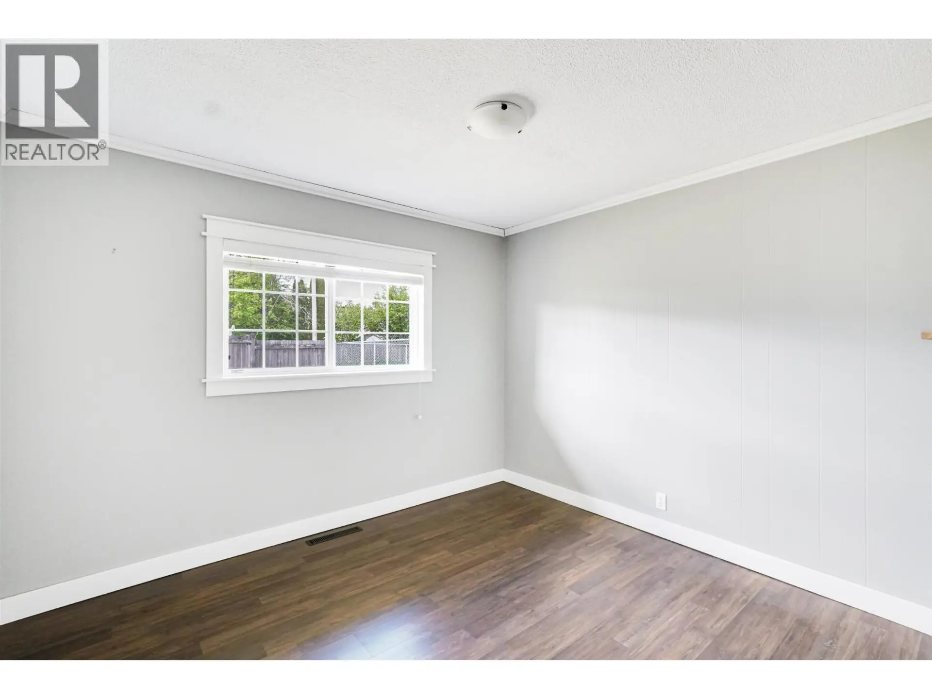 19 STARLING STREET - Image 11