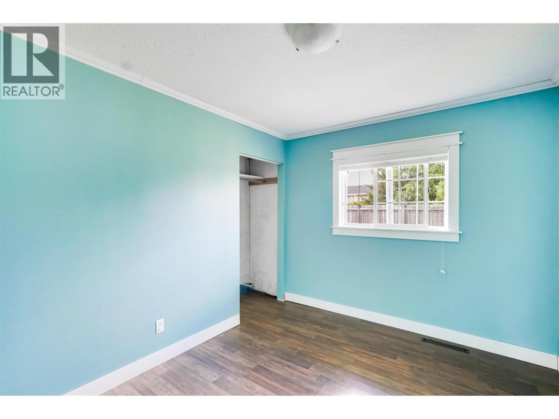 19 STARLING STREET - Image 10