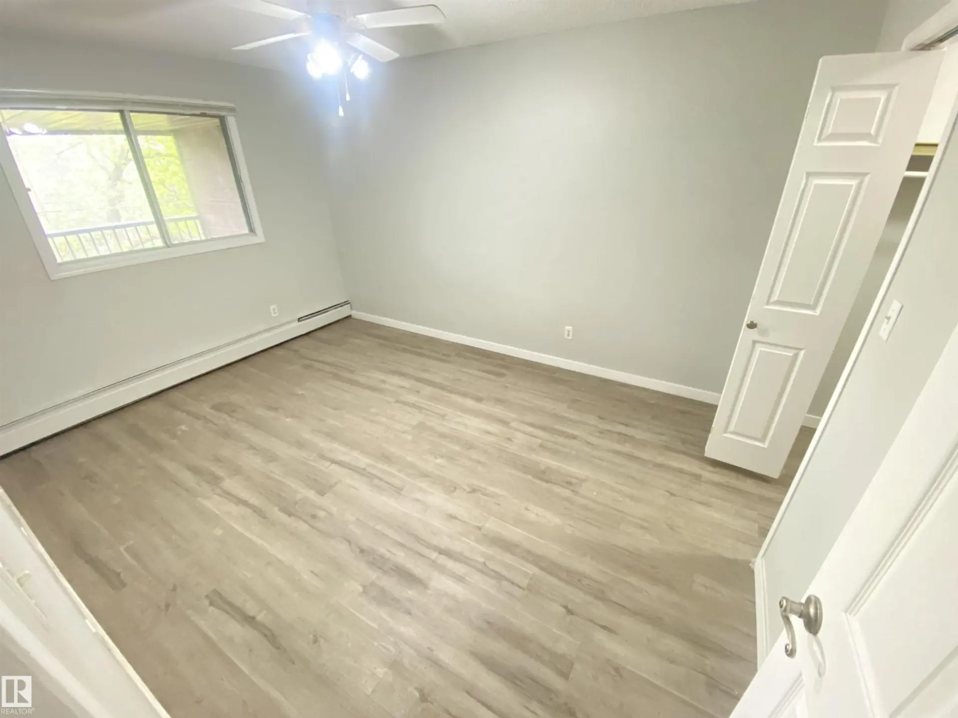 #302 10826 113 ST NW - Image 14