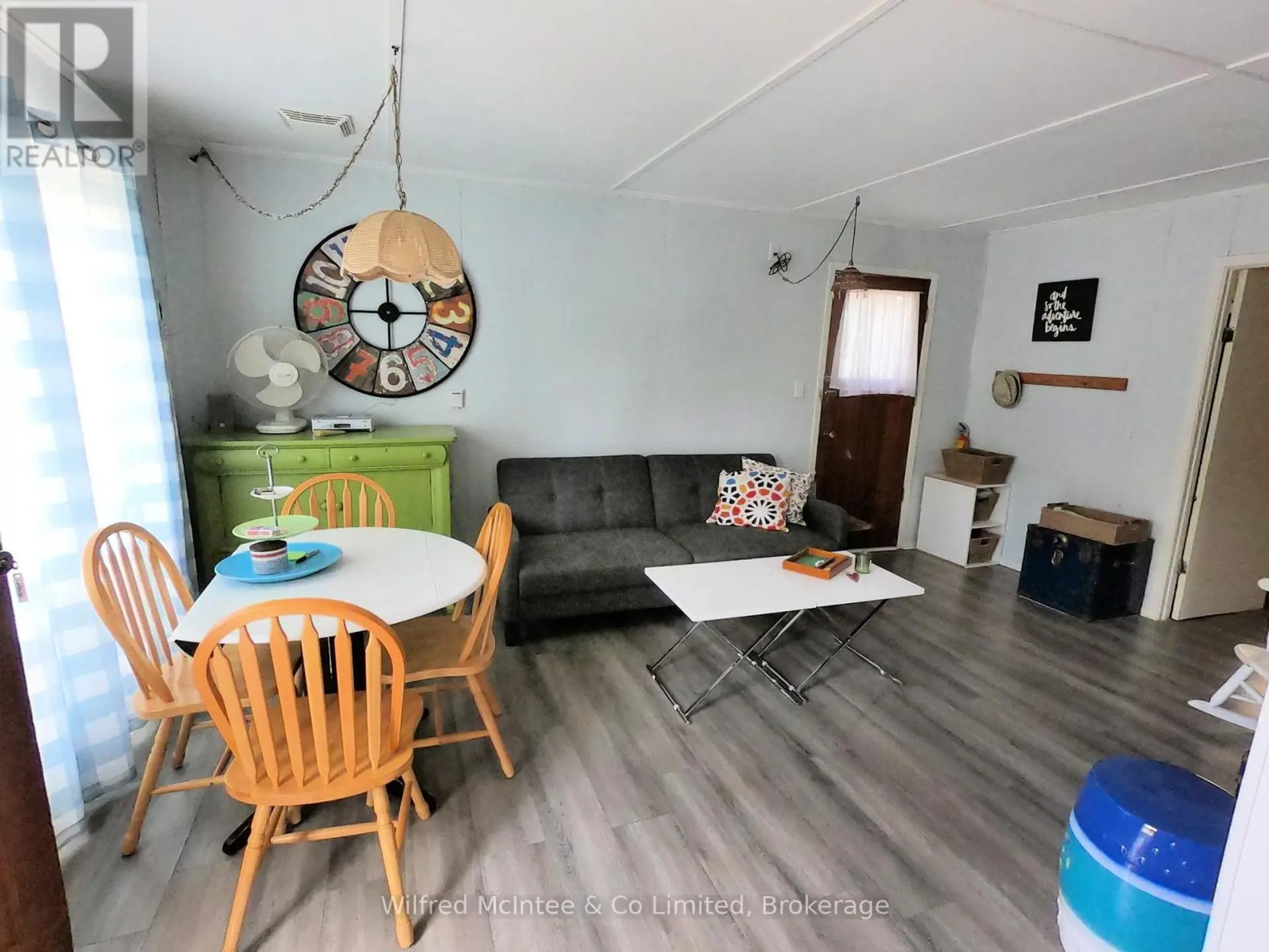 210 THOMPSON AVENUE - Image 5