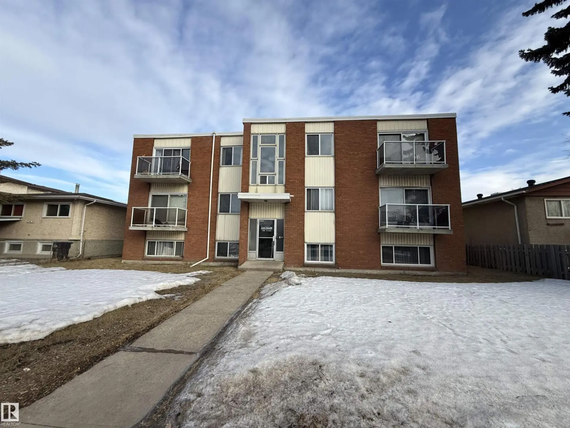 #102 12409 82 ST NW - Image 16