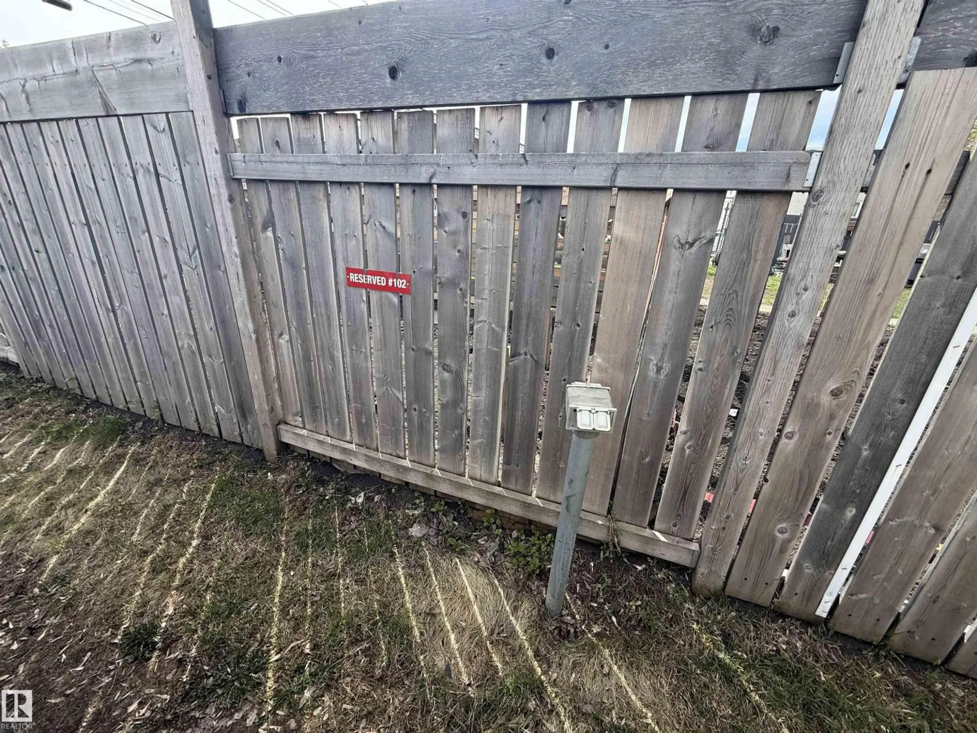 #102 12409 82 ST NW - Image 12