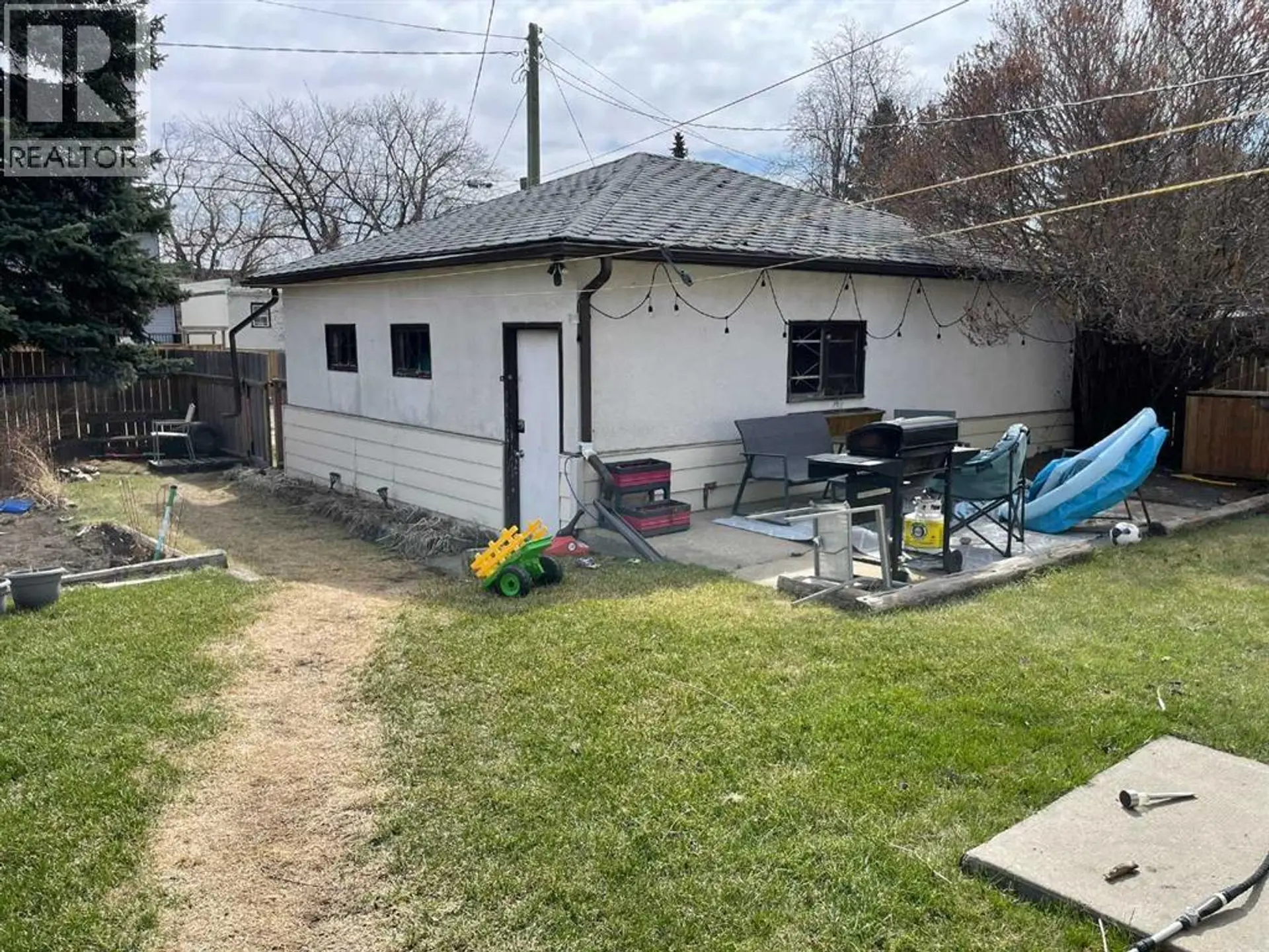 3405 52 Avenue - Image 15