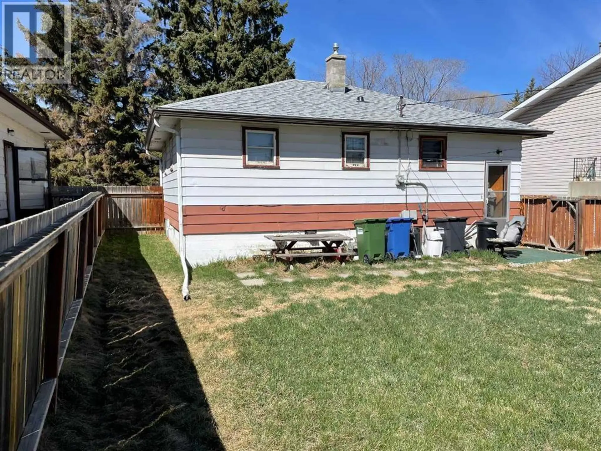 3409 52 Avenue - Image 3