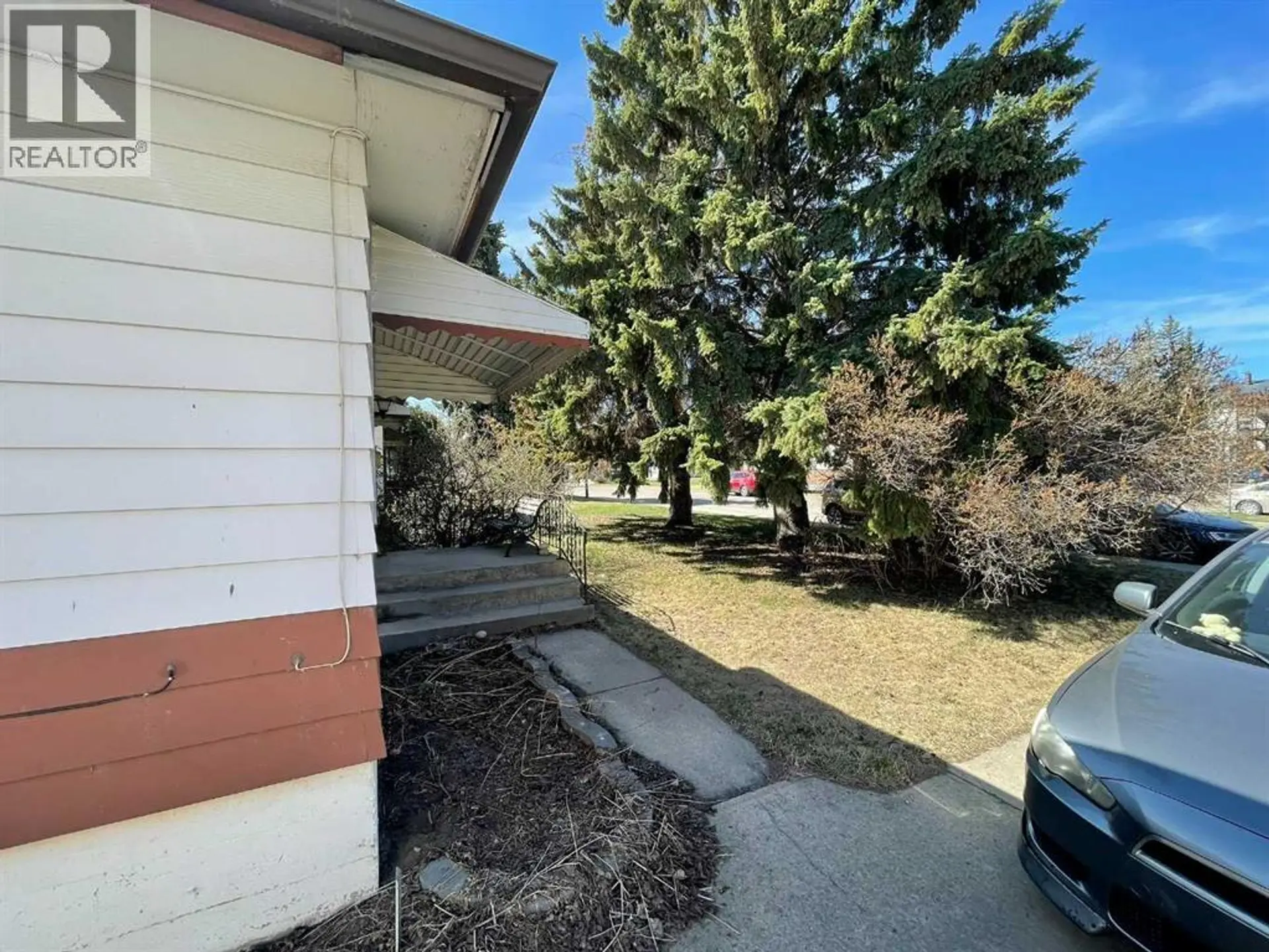 3409 52 Avenue - Image 12