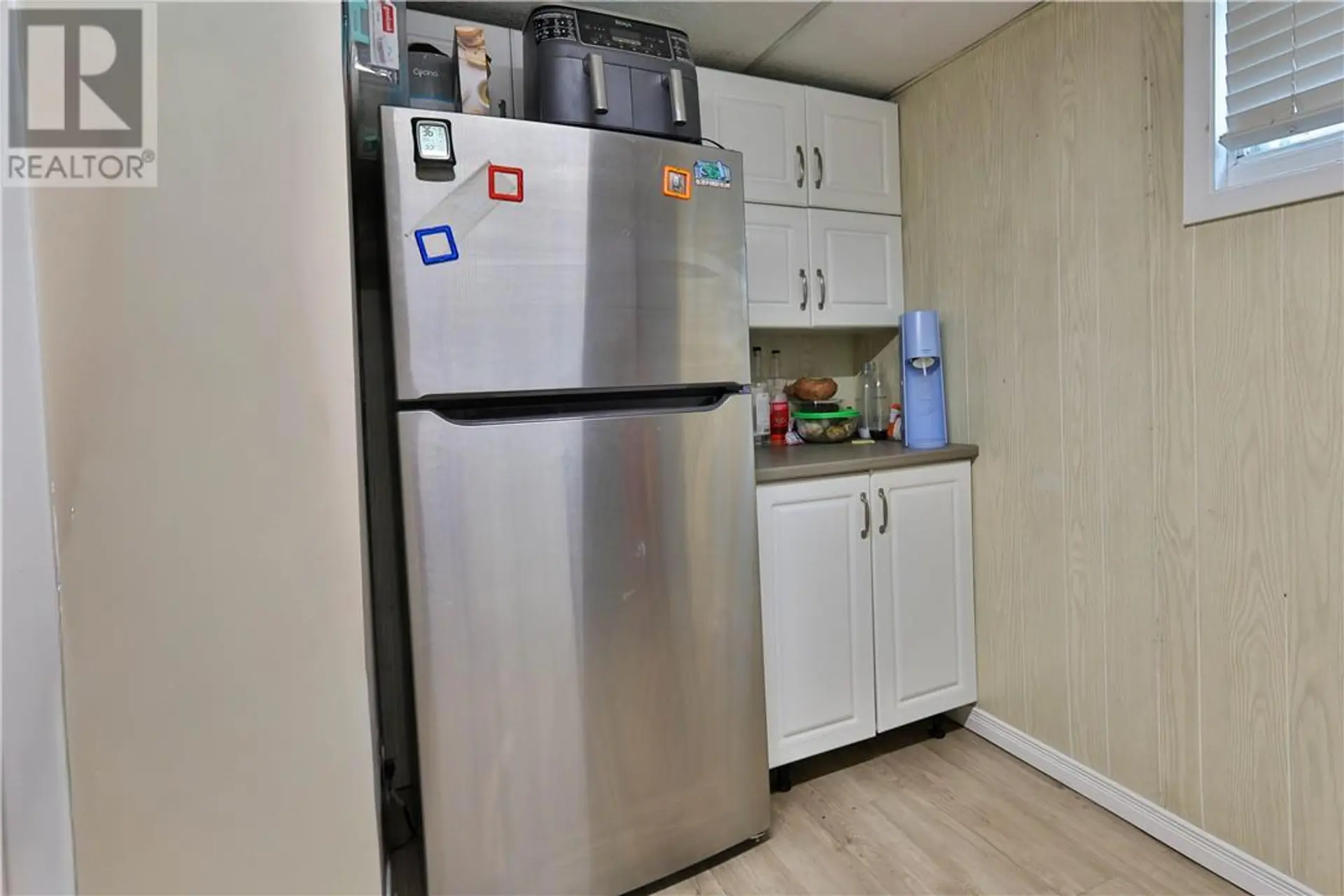 401 York Street - Image 12