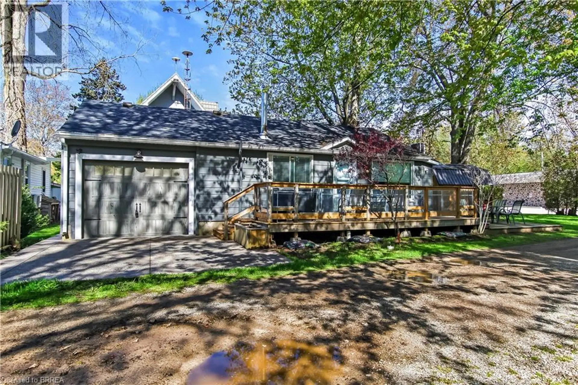 4 TYLER Street - Image 2