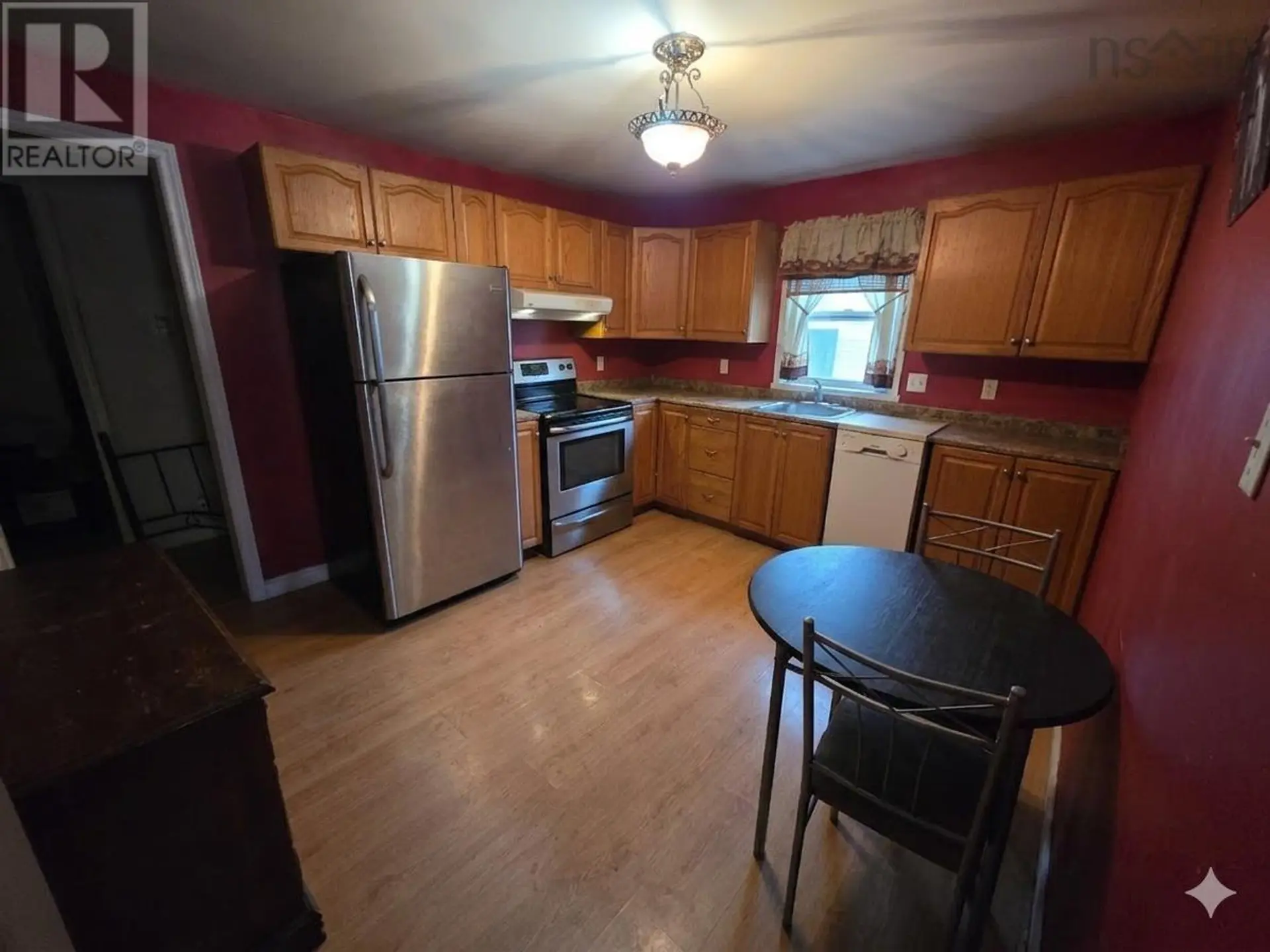 365 HAMMONDS PLAINS Road - Image 7