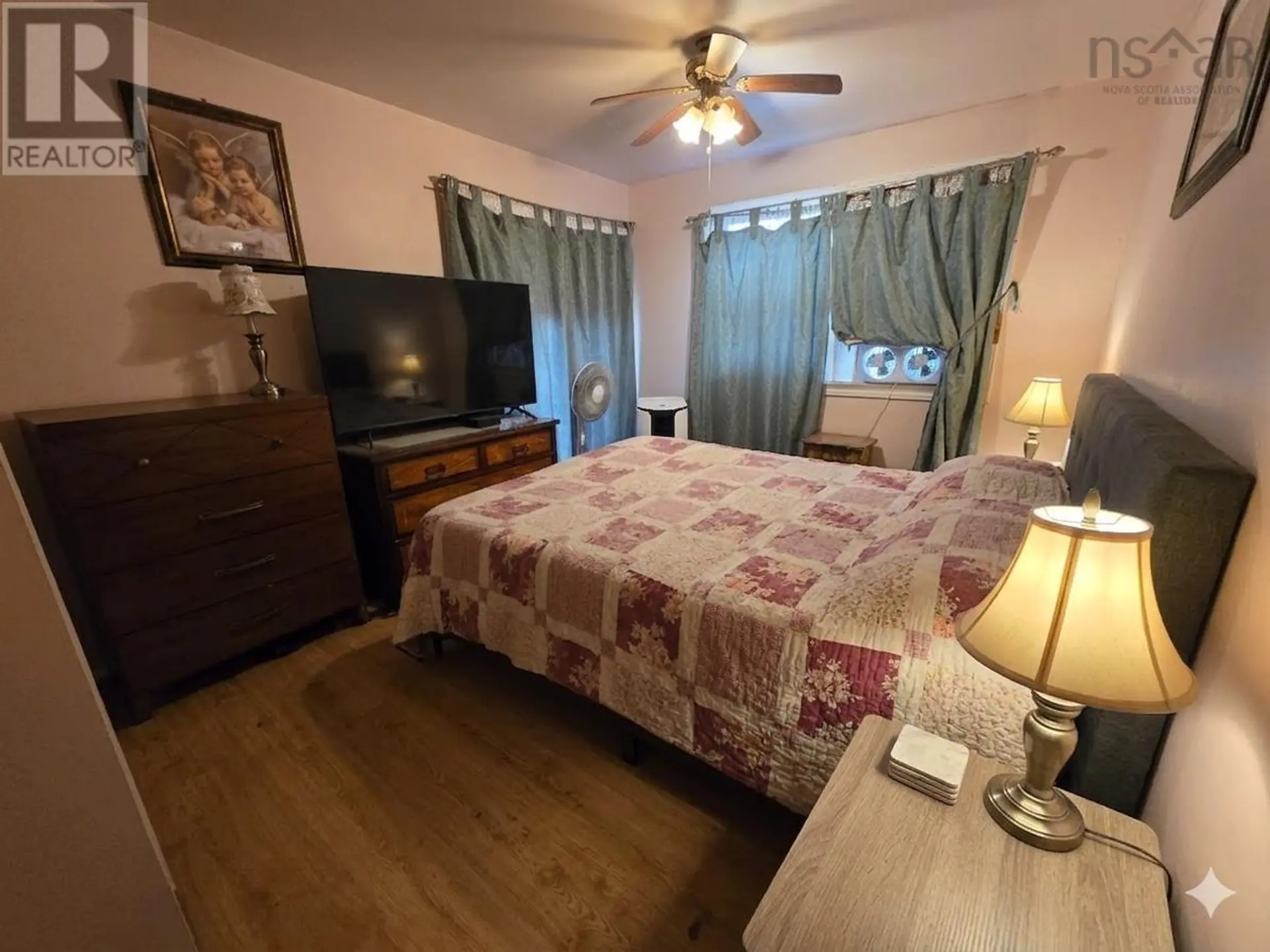 365 HAMMONDS PLAINS Road - Image 6