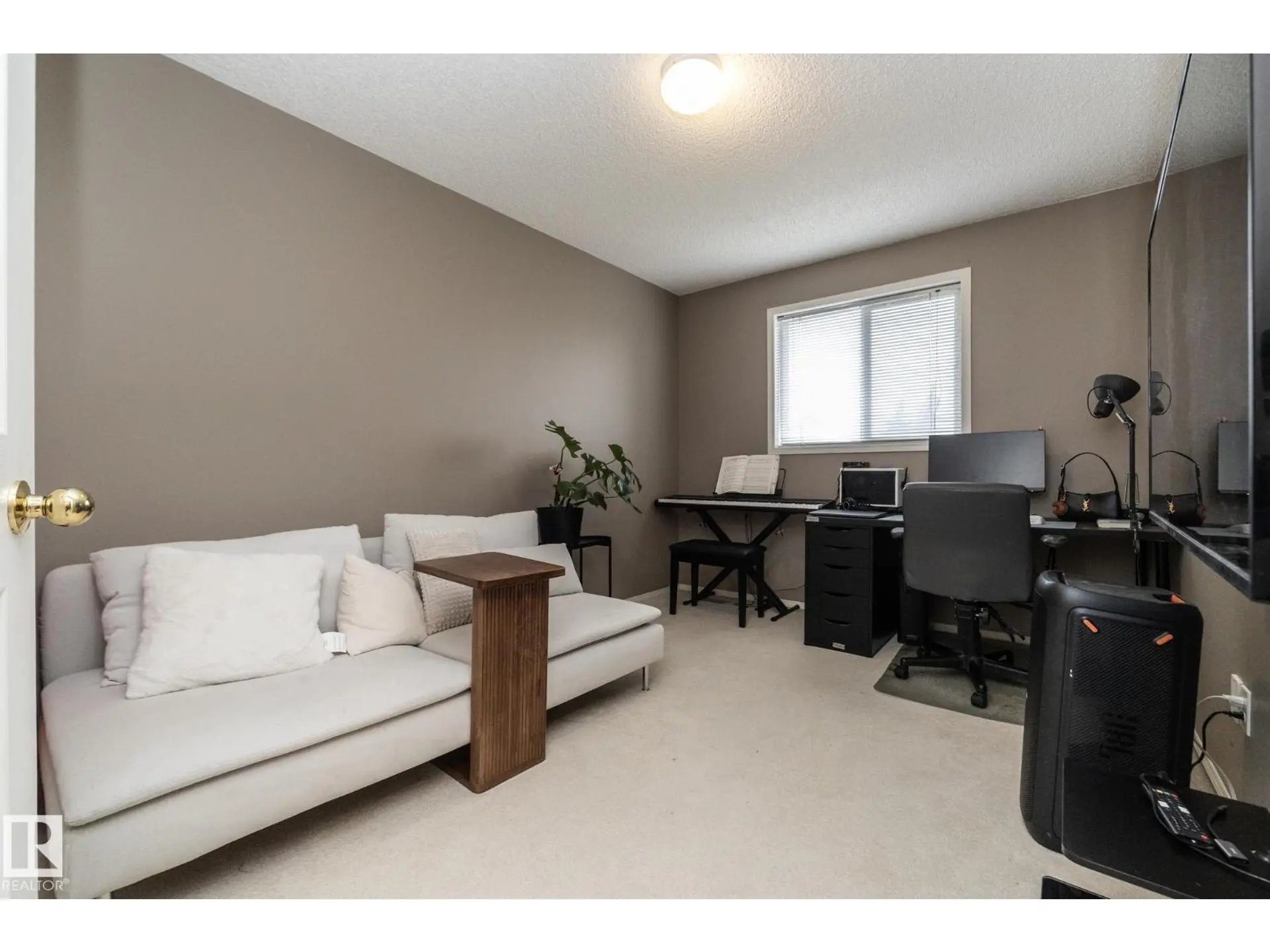 9112 166 AV NW - Image 13