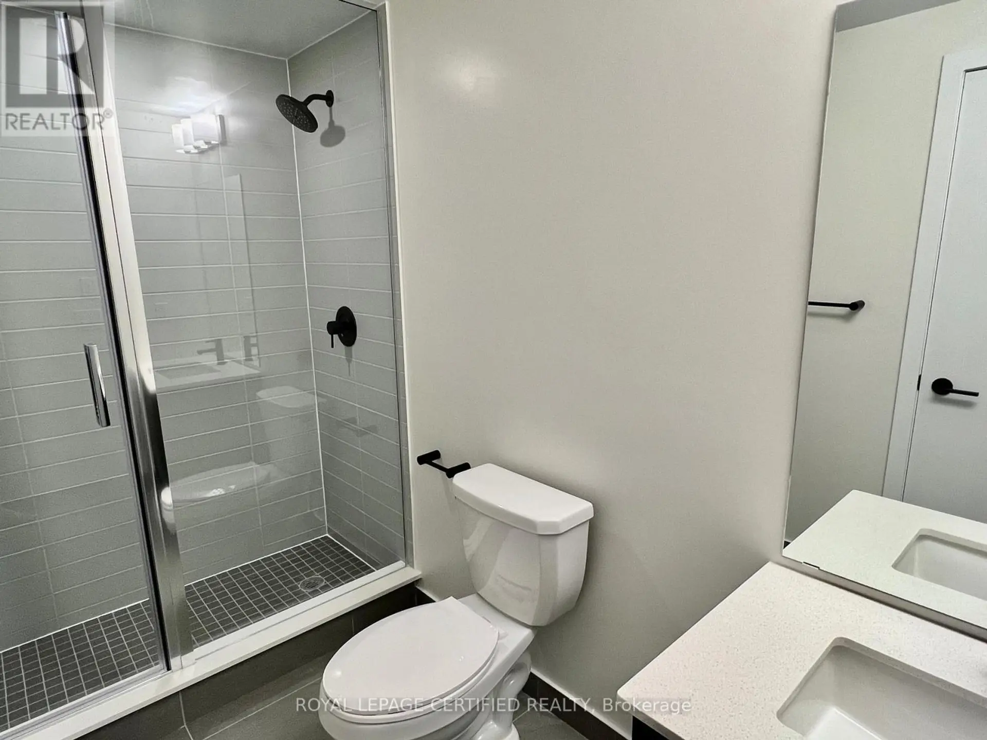 #703 2300 ST. CLAIR AVENUE W - Image 14