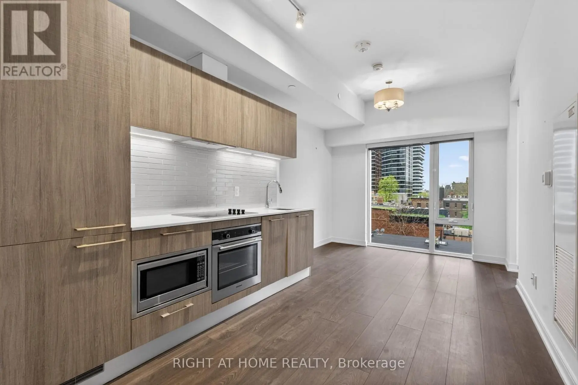 #512 3 GLOUCESTER STREET - Image 9