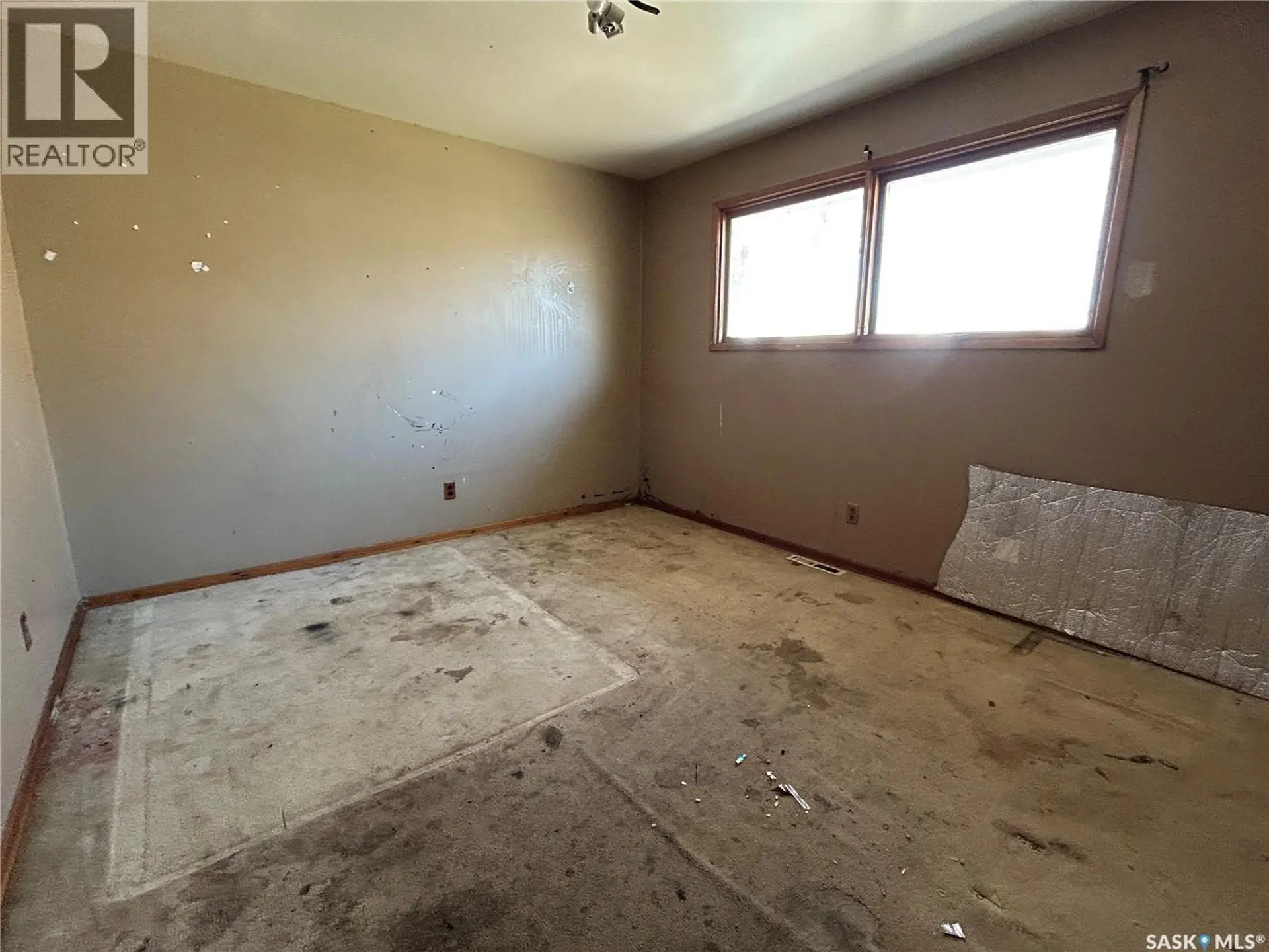 825 Valley STREET - Image 7