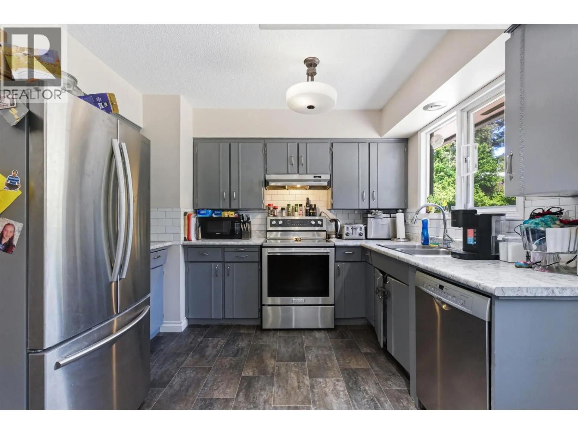 1460 N TWELFTH AVENUE - Image 6