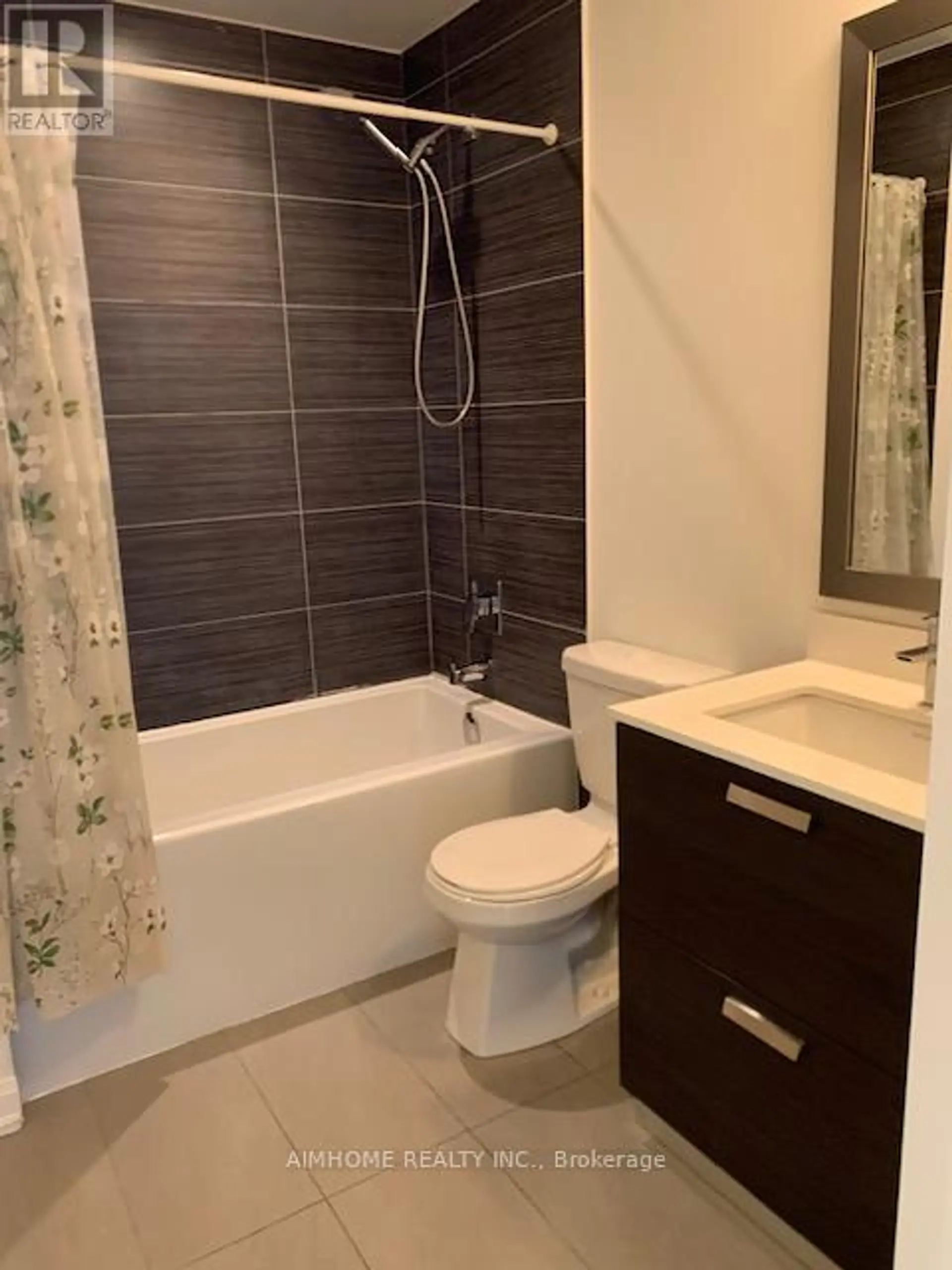 #804 9 BOGERT AVENUE - Image 11