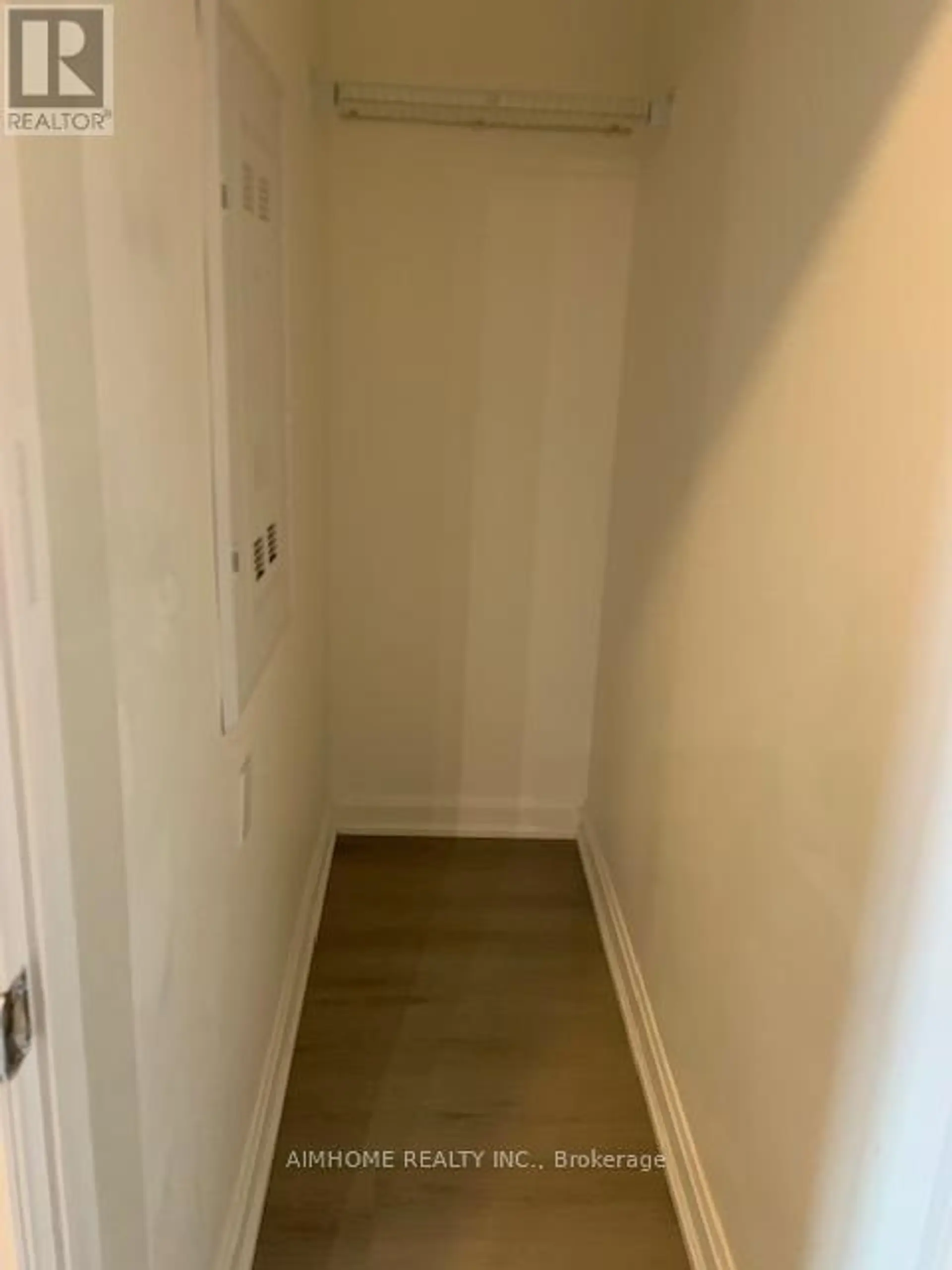 #804 9 BOGERT AVENUE - Image 12