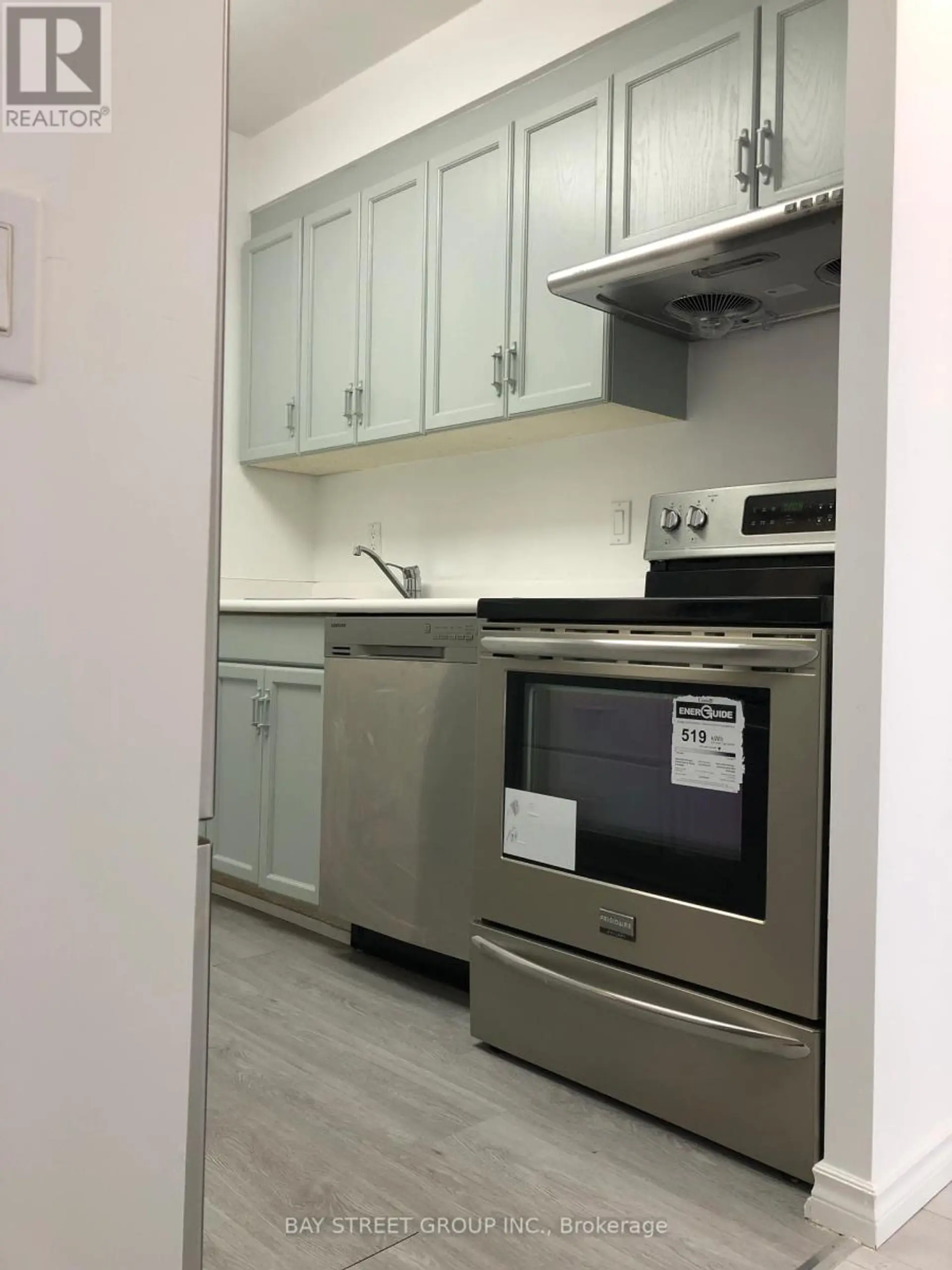 #308 284 BLOOR STREET W - Image 7