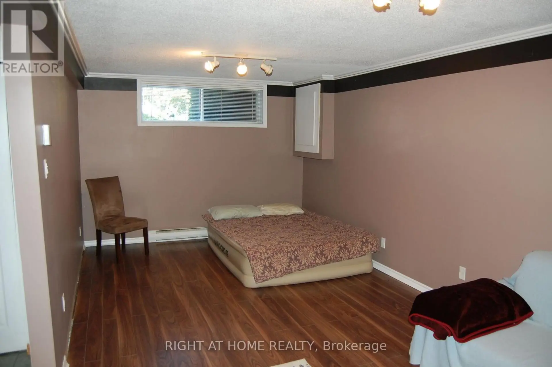 937 MORRIS STREET - Image 12