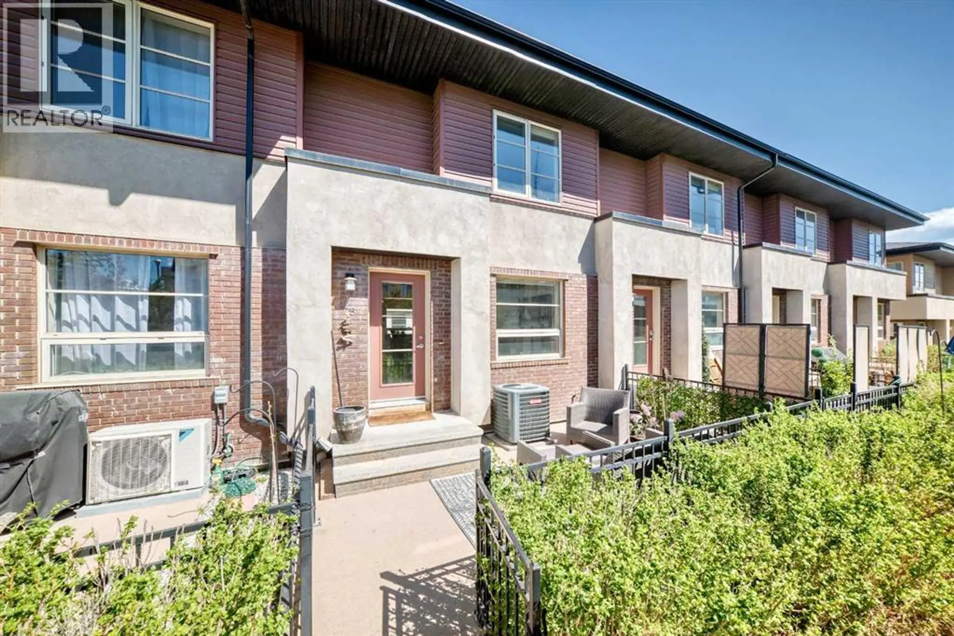 25 Aspen Hills Terrace SW - Image 2