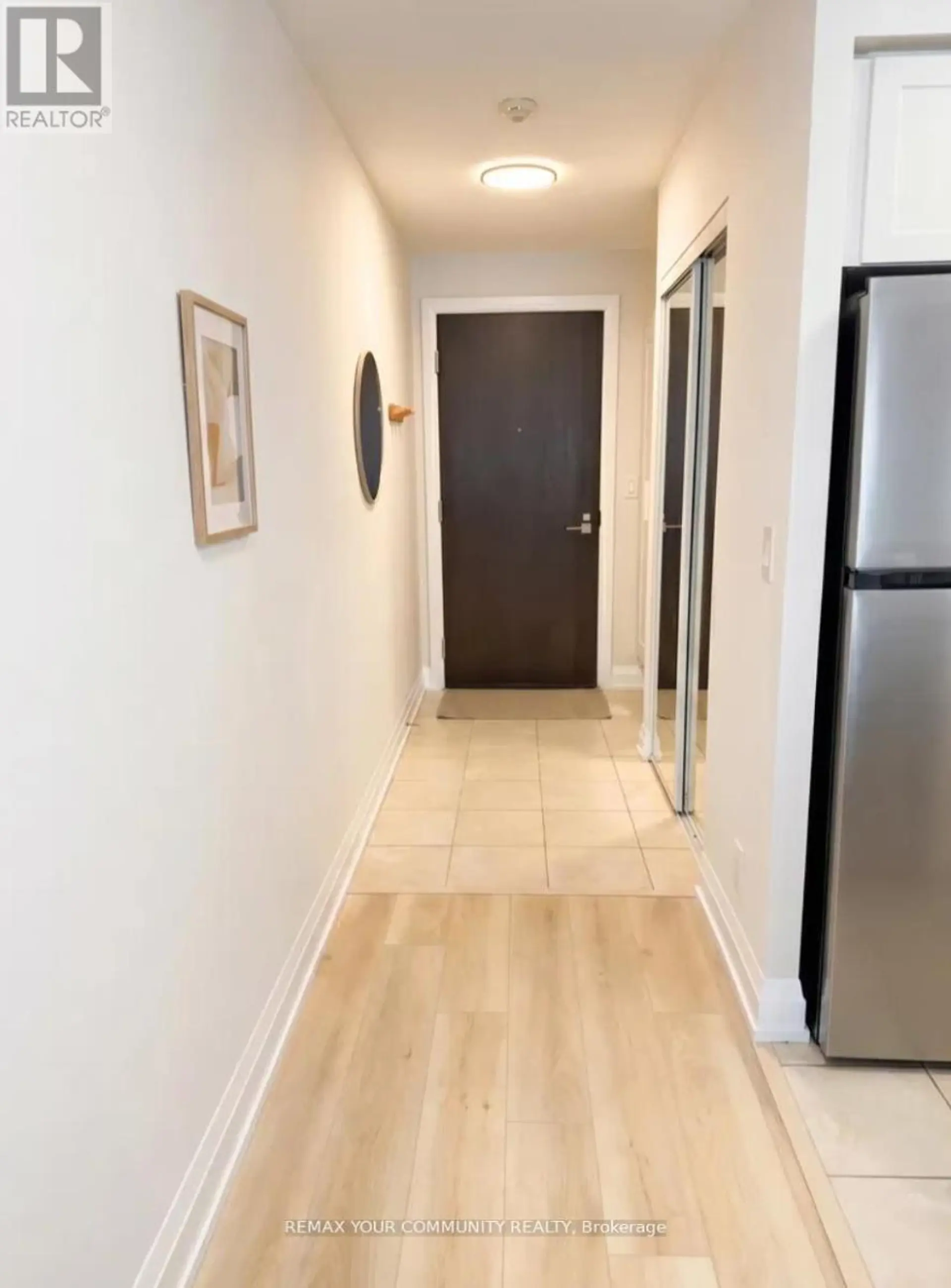 #701 55 DE BOERS DRIVE - Image 3