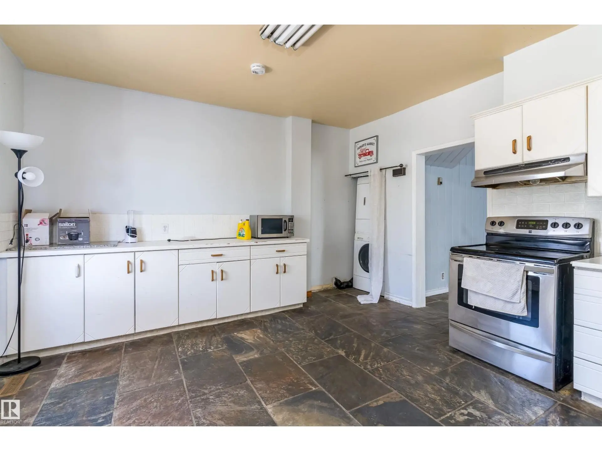 12770 117 ST NW - Image 10