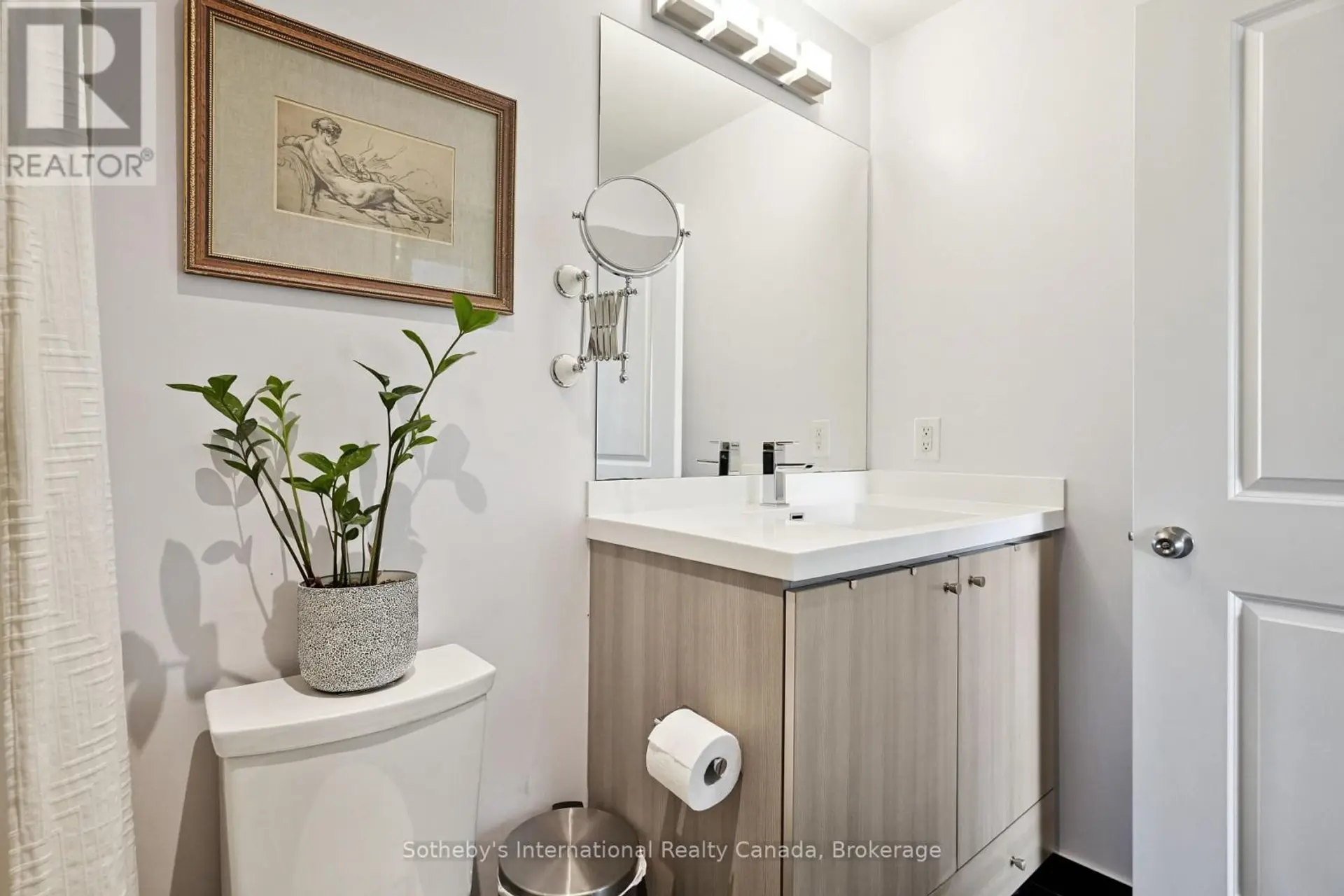 #903 105 GEORGE STREET - Image 8
