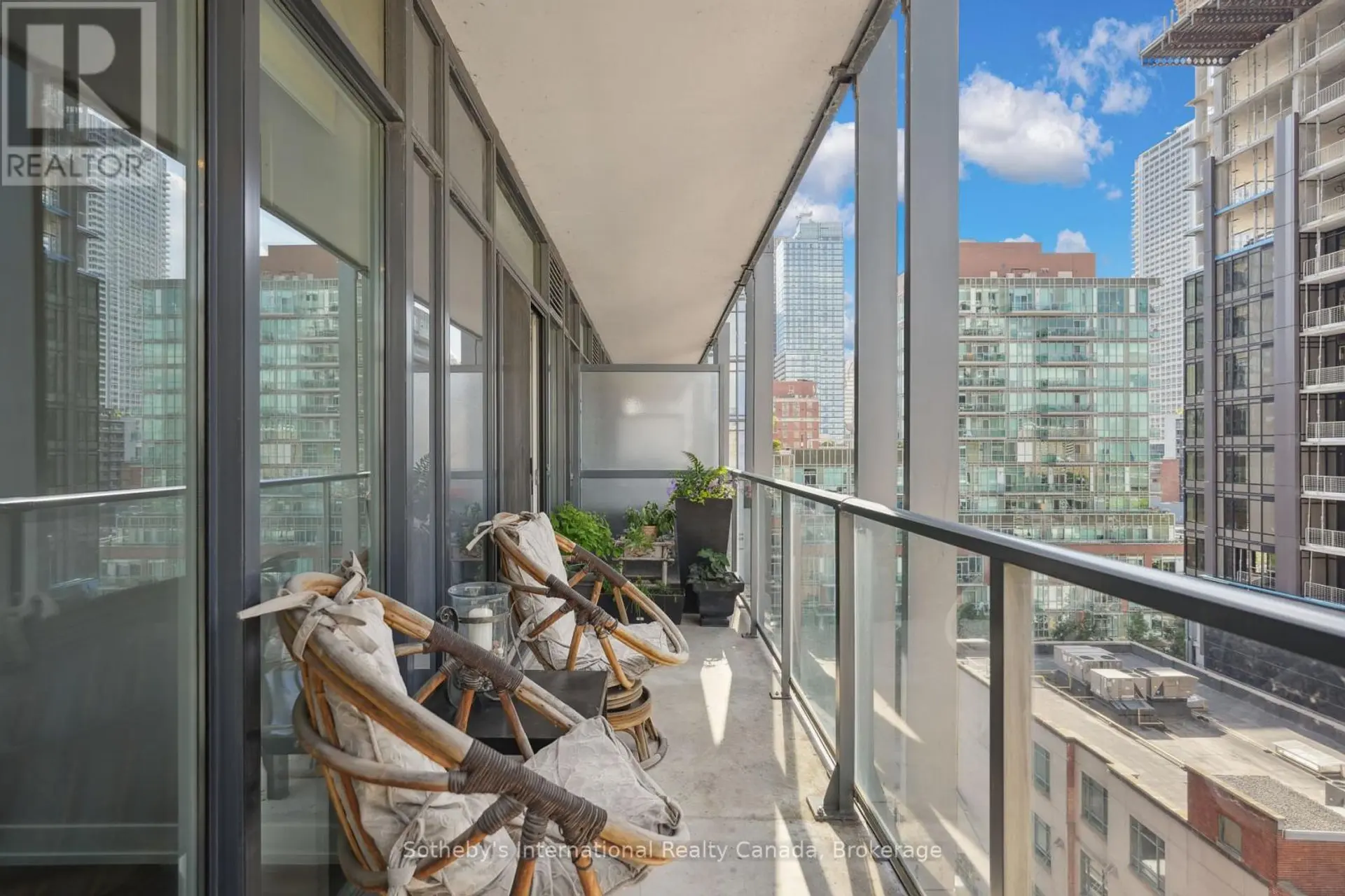 #903 105 GEORGE STREET - Image 9