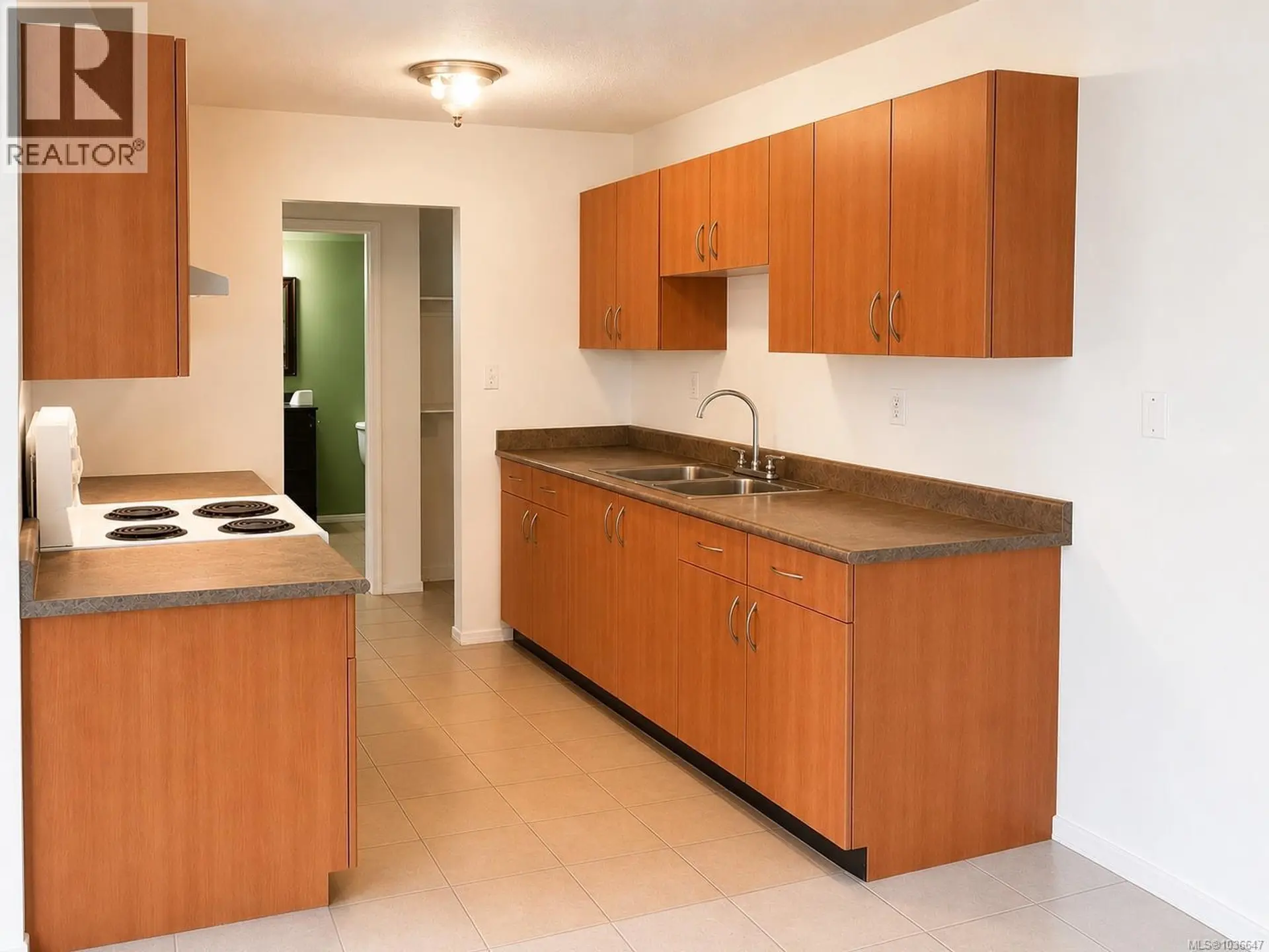 #301 350 Belmont Rd - Image 2