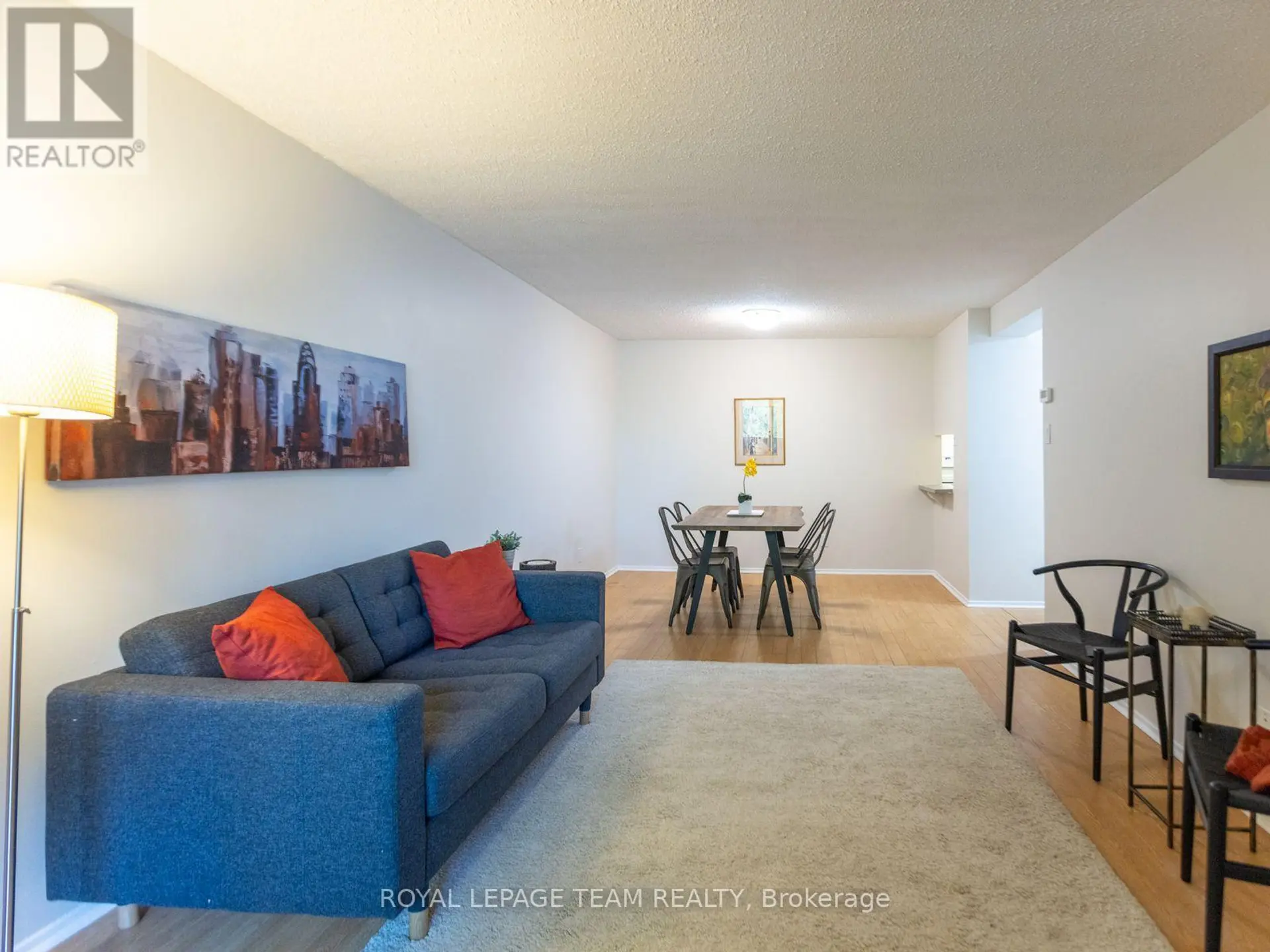 #404 200 BAY STREET - Image 3