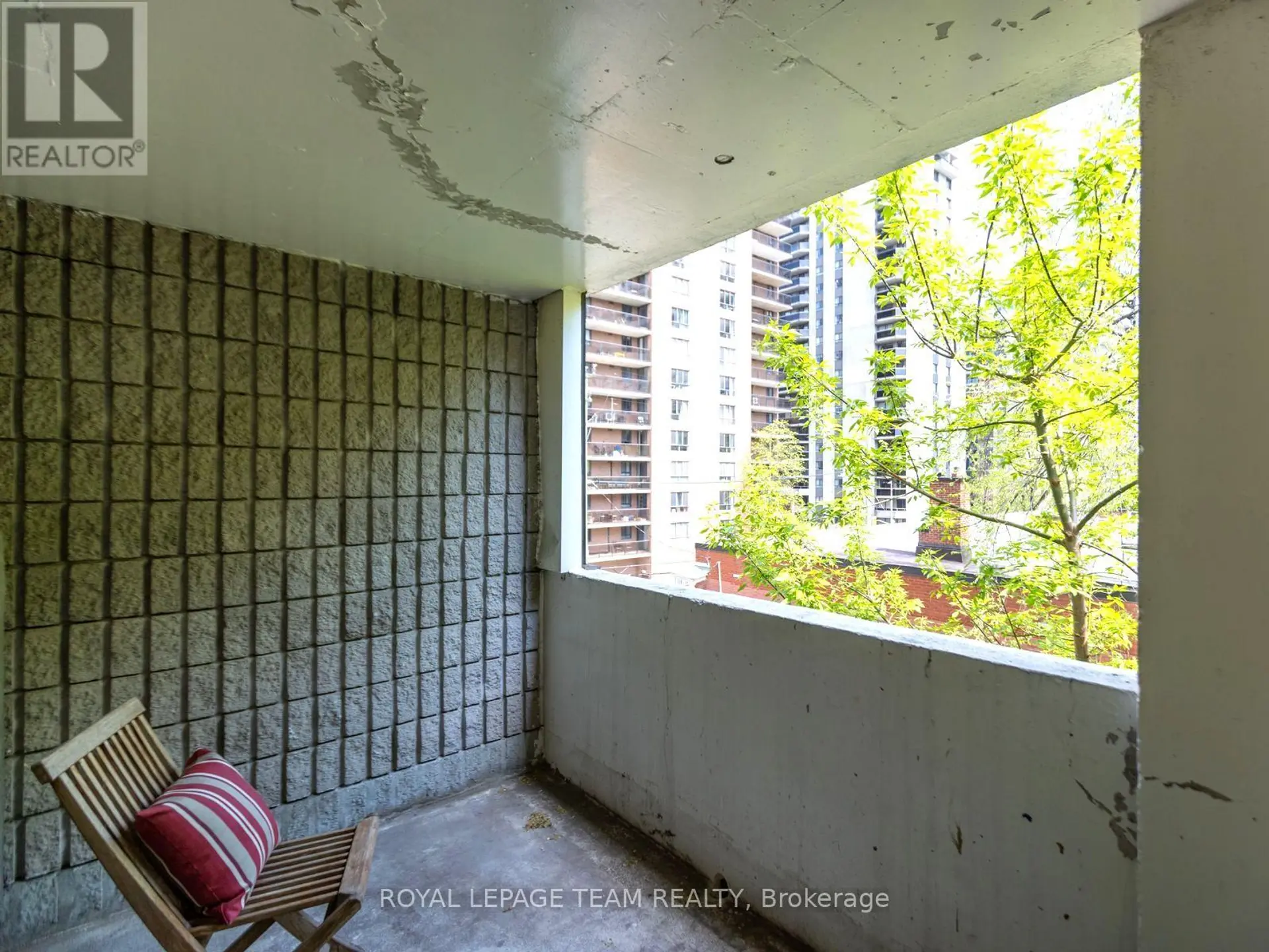 #404 200 BAY STREET - Image 7