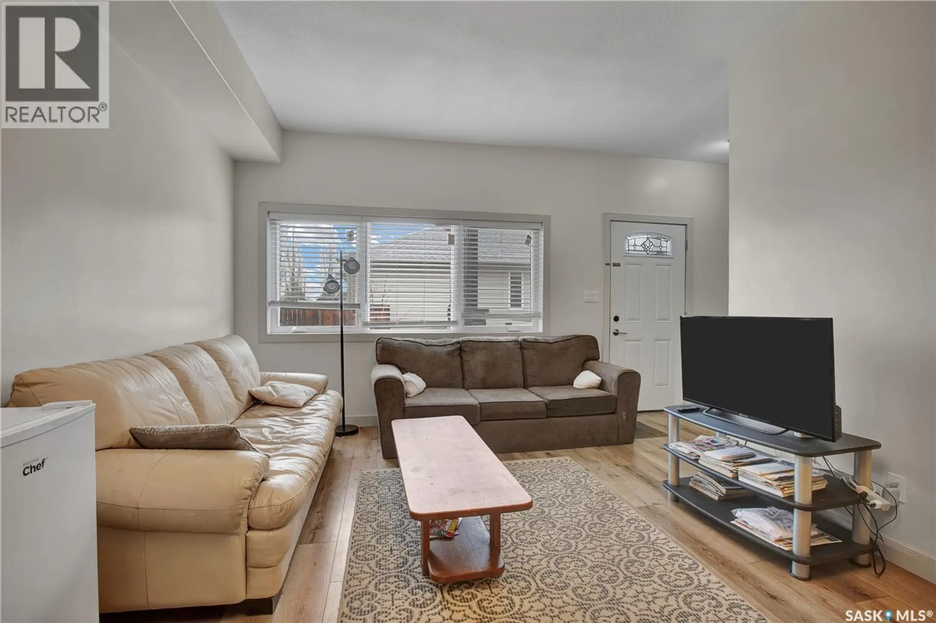 #48 1703 Patrick CRESCENT - Image 3