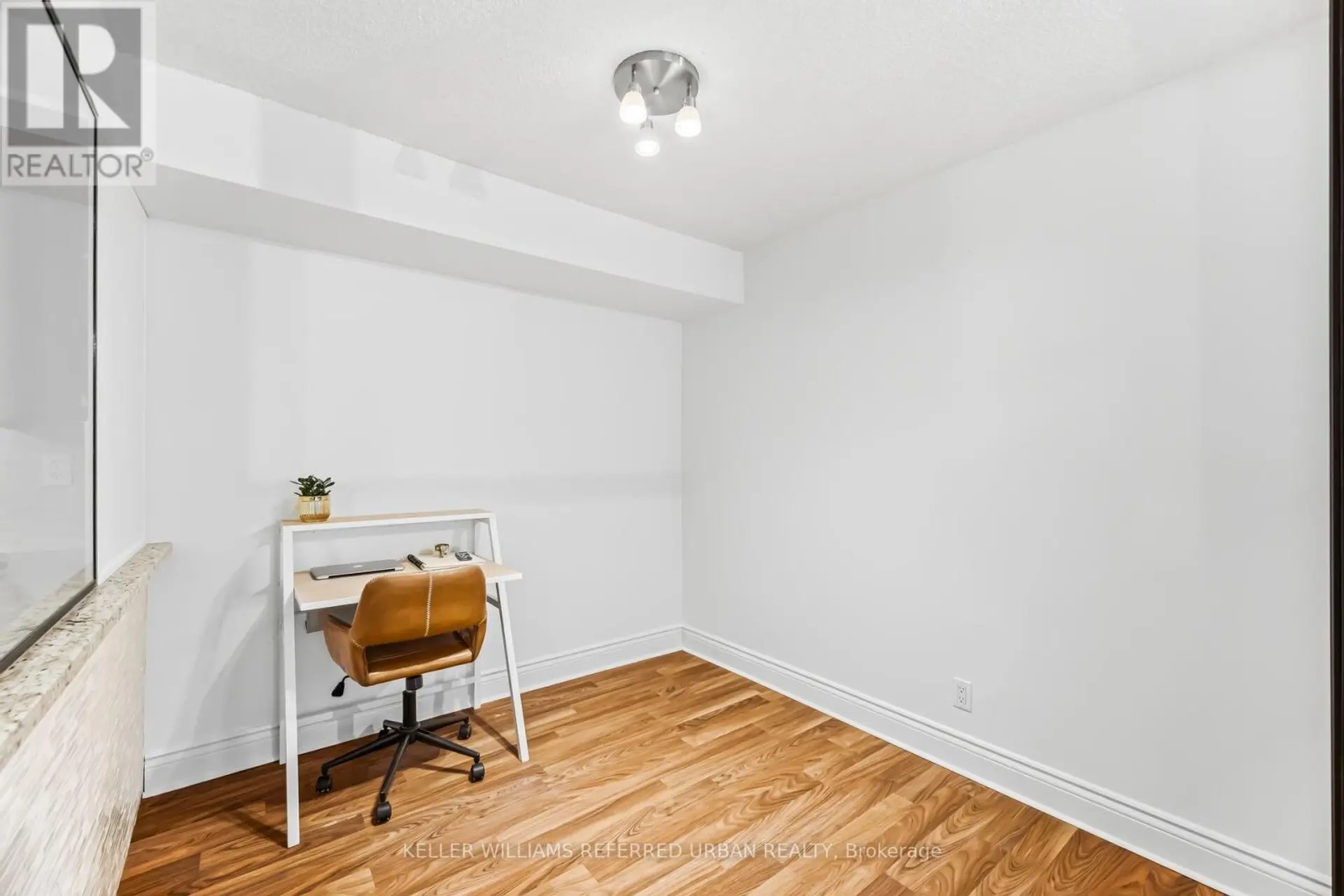 #25 83 LILLIAN STREET - Image 5