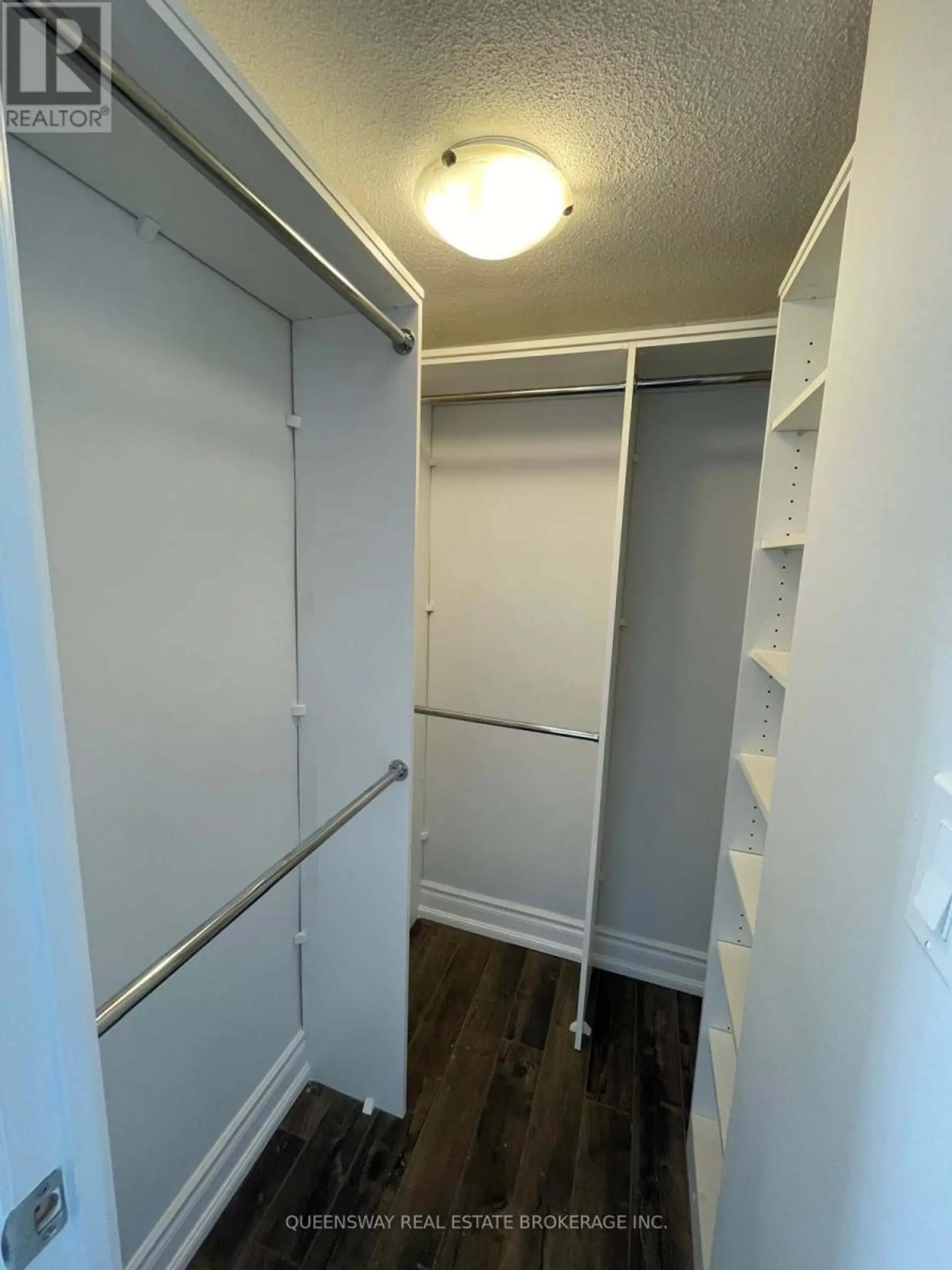 #504 10 EDGECLIFF GOLFWAY - Image 8