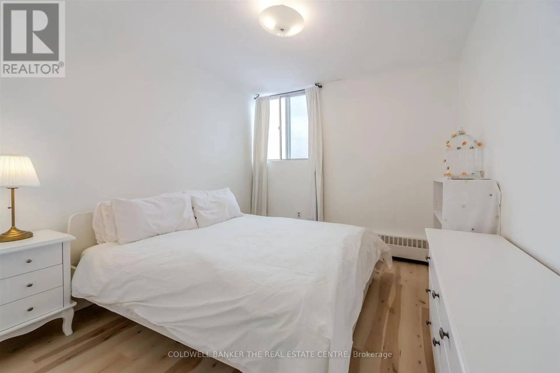 #1006 100 DUNDALK DRIVE - Image 17