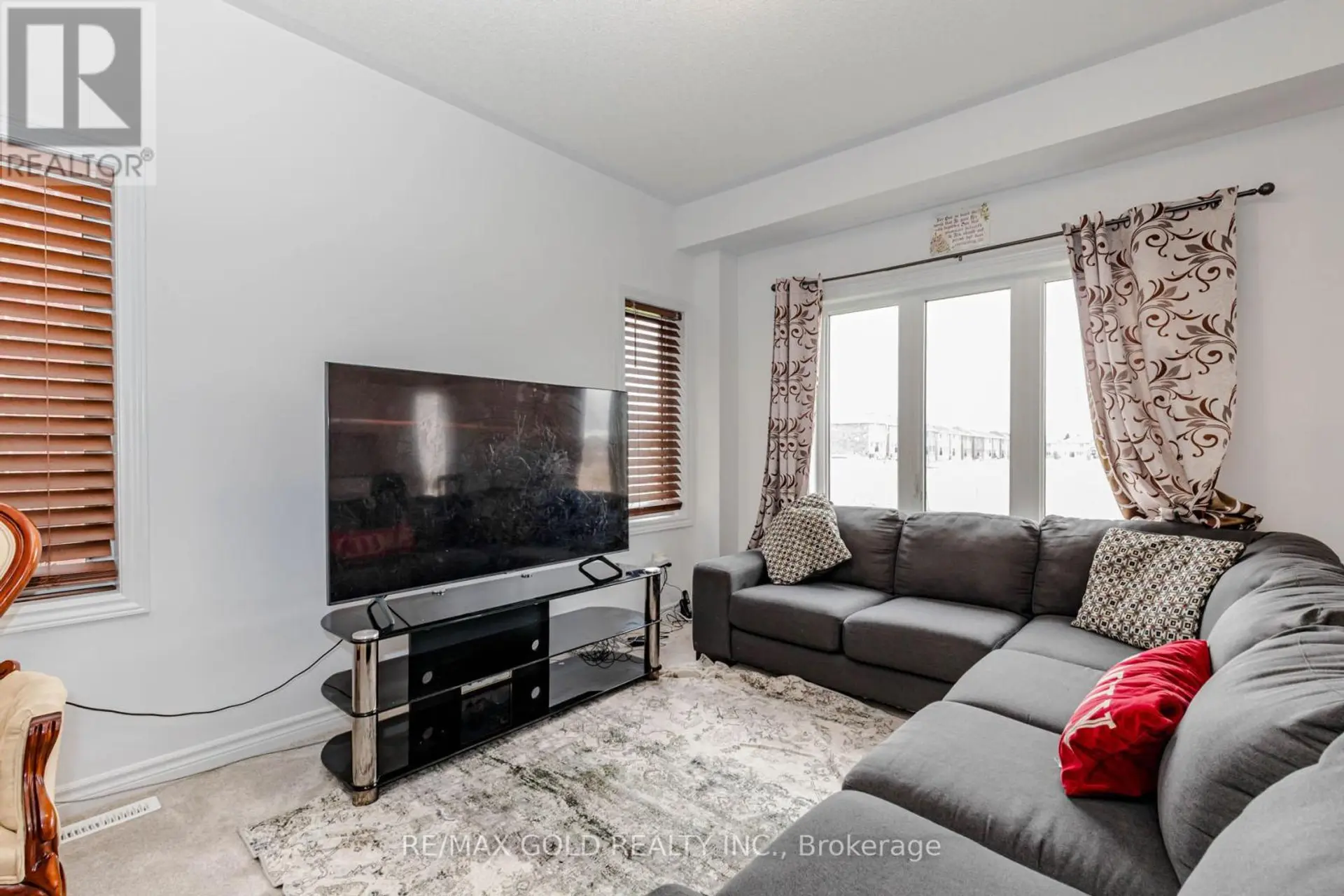 112 SEELEY AVENUE - Image 5
