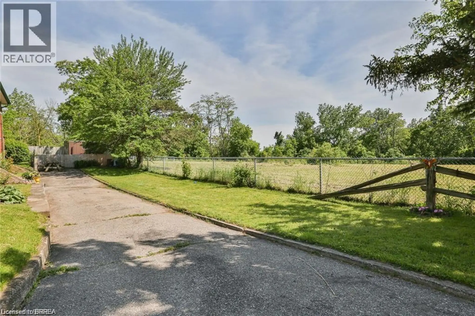 5 CLOVERDALE Avenue - Image 3