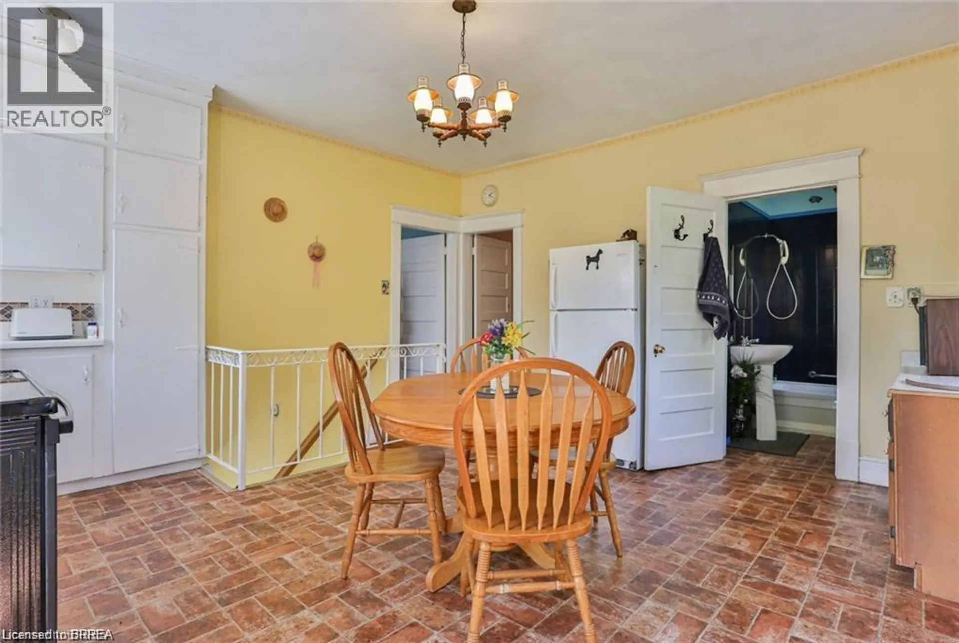5 CLOVERDALE Avenue - Image 7
