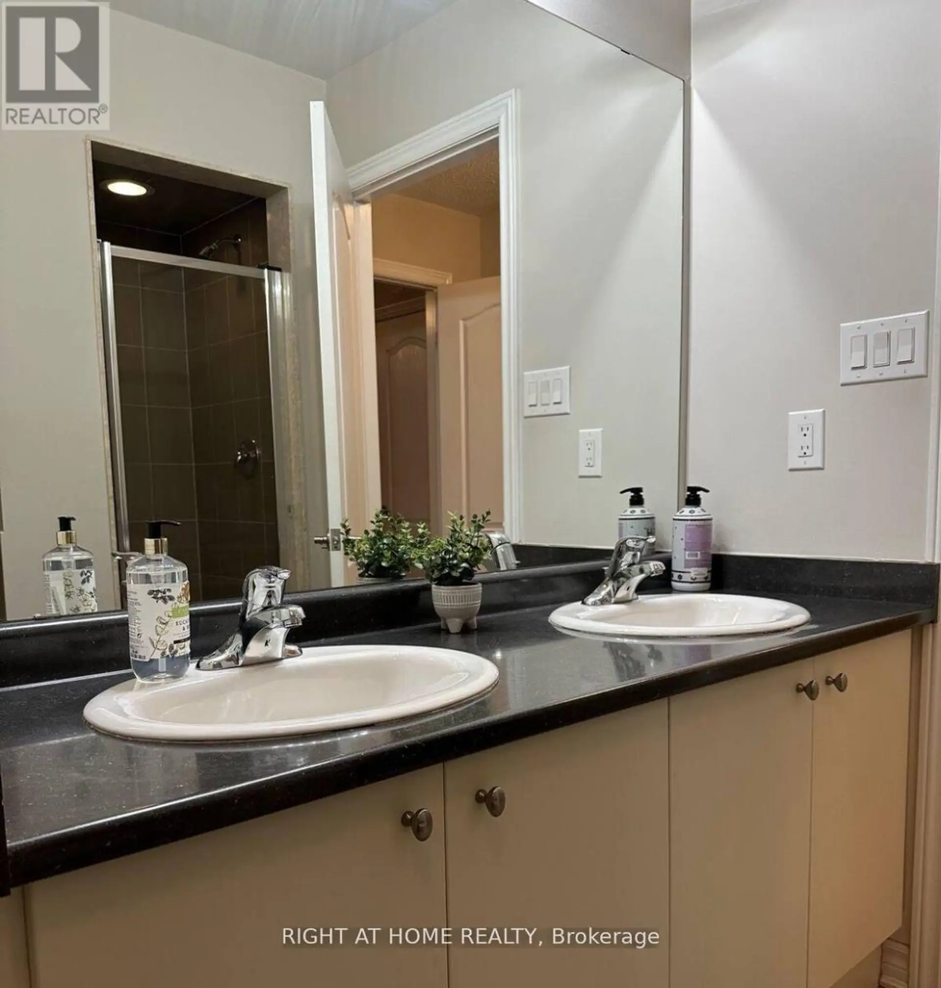 #23 8777 DUFFERIN STREET - Image 10