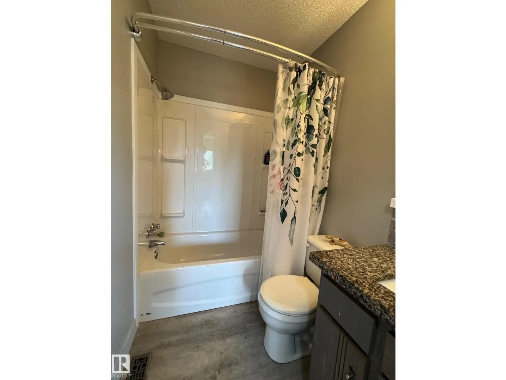 8804 29 AV NW - Image 10