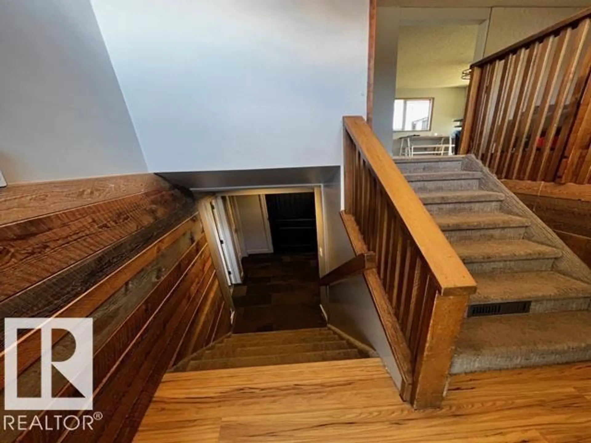 8804 29 AV NW - Image 11
