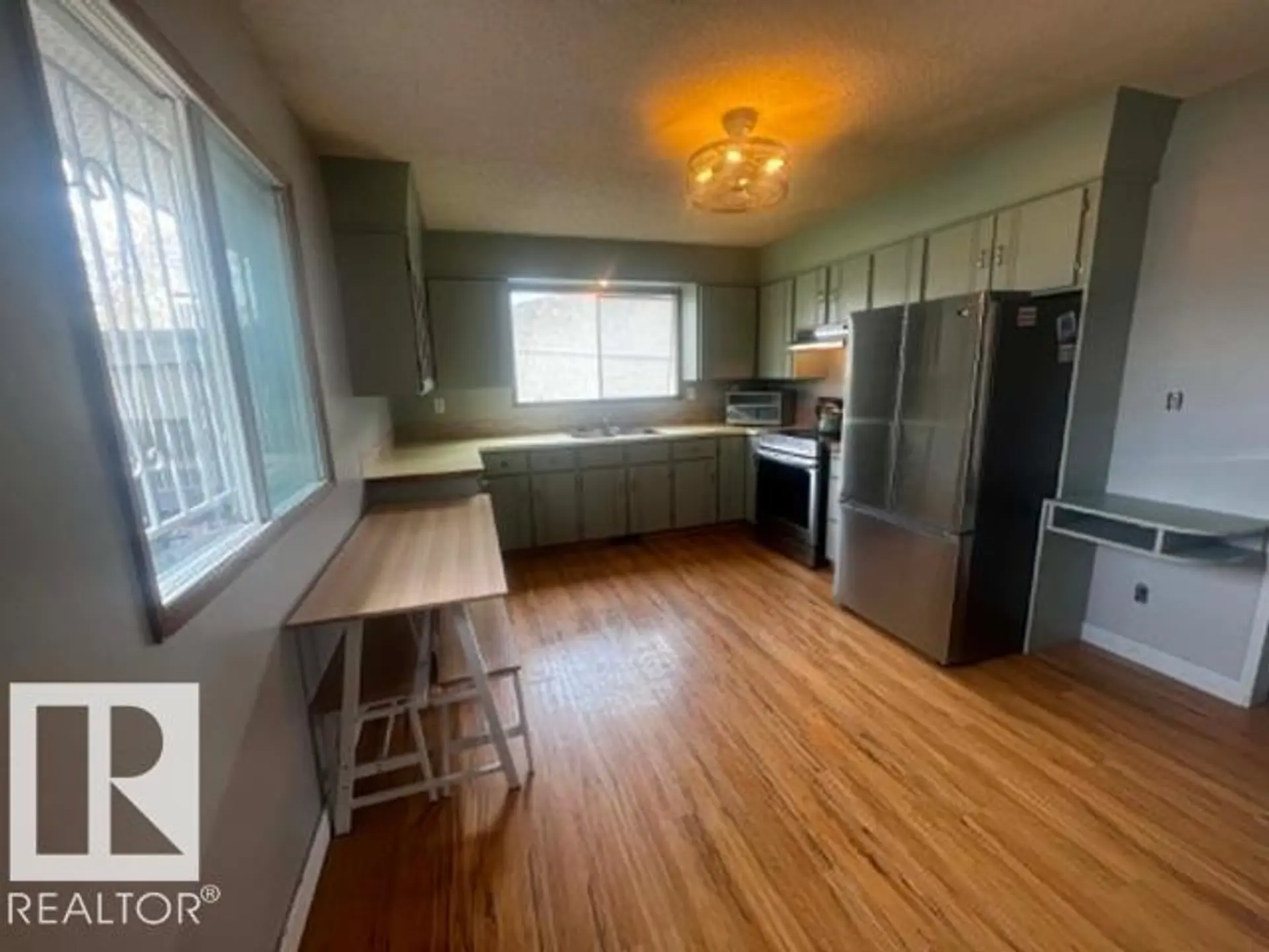 8804 29 AV NW - Image 7