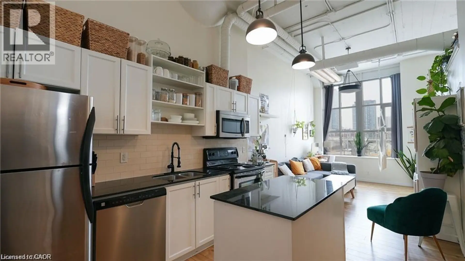 #226 410 KING Street W - Image 3
