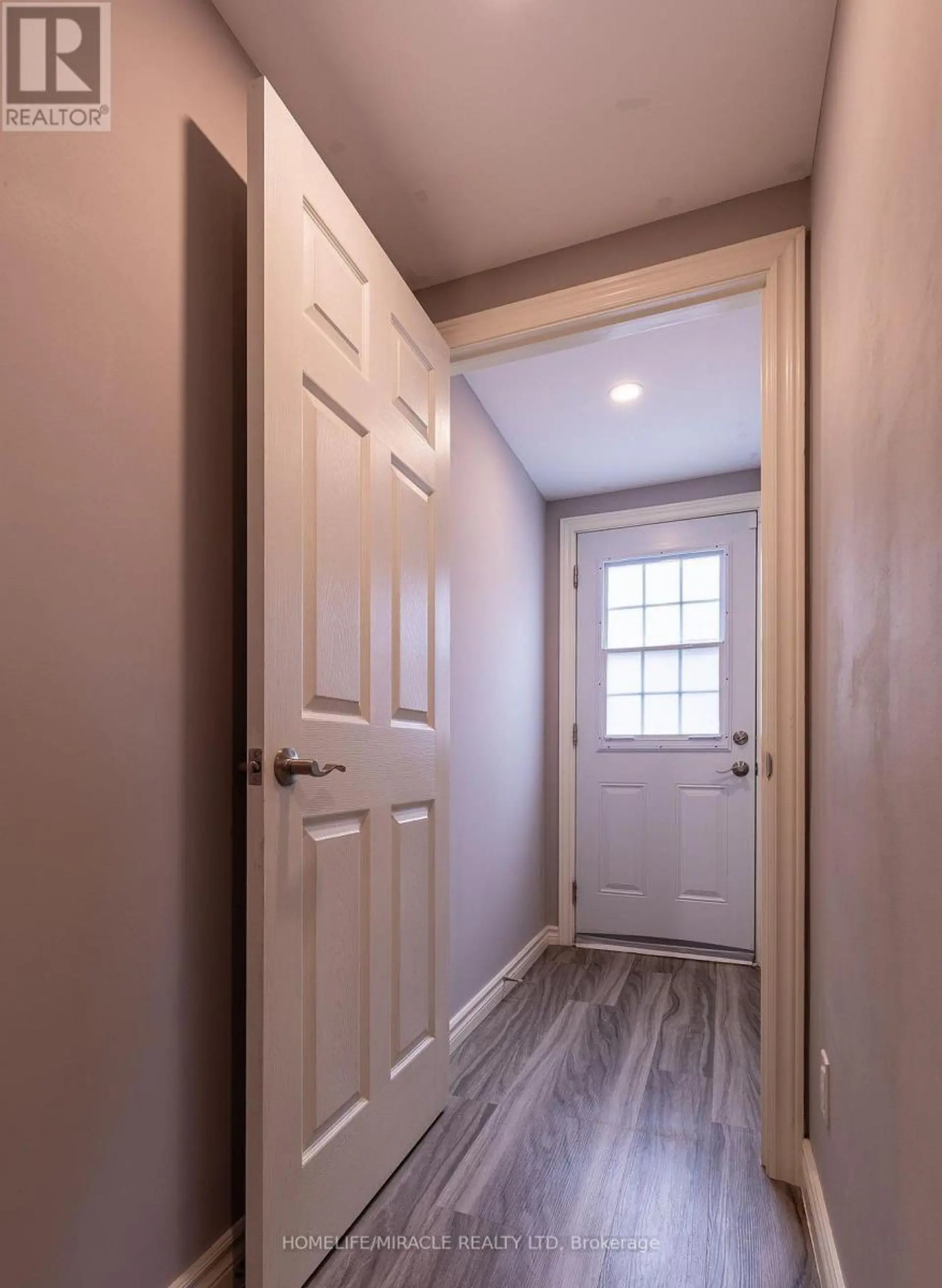 36 DIVISION STREET - Image 15
